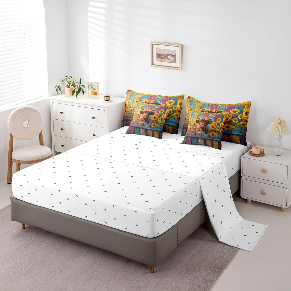 Feelyou Highland Cow Bed in a Bag Highland Cattle Queen Comforter Set with Sheets for Boys Girls Children Sunflower 7 Pieces Bedding Set Room Decor Farmhouse Bed Set
