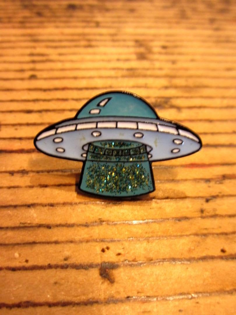 ピンバッチヨガ宇宙人UFO円盤ムーUMAピンバッジ