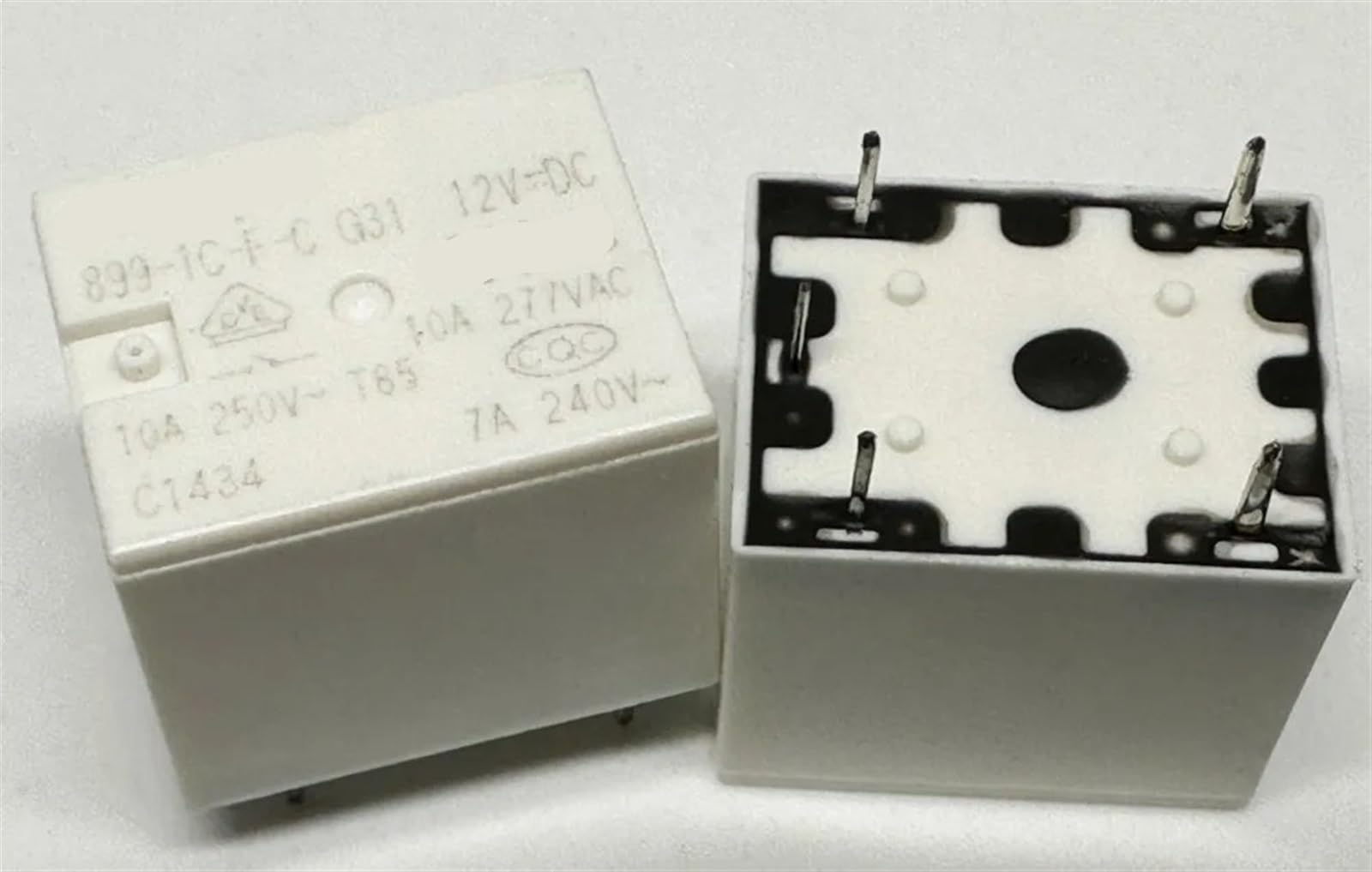Relé 899-1C-C 24V de 5 pines para control de circuitos de automoción 3