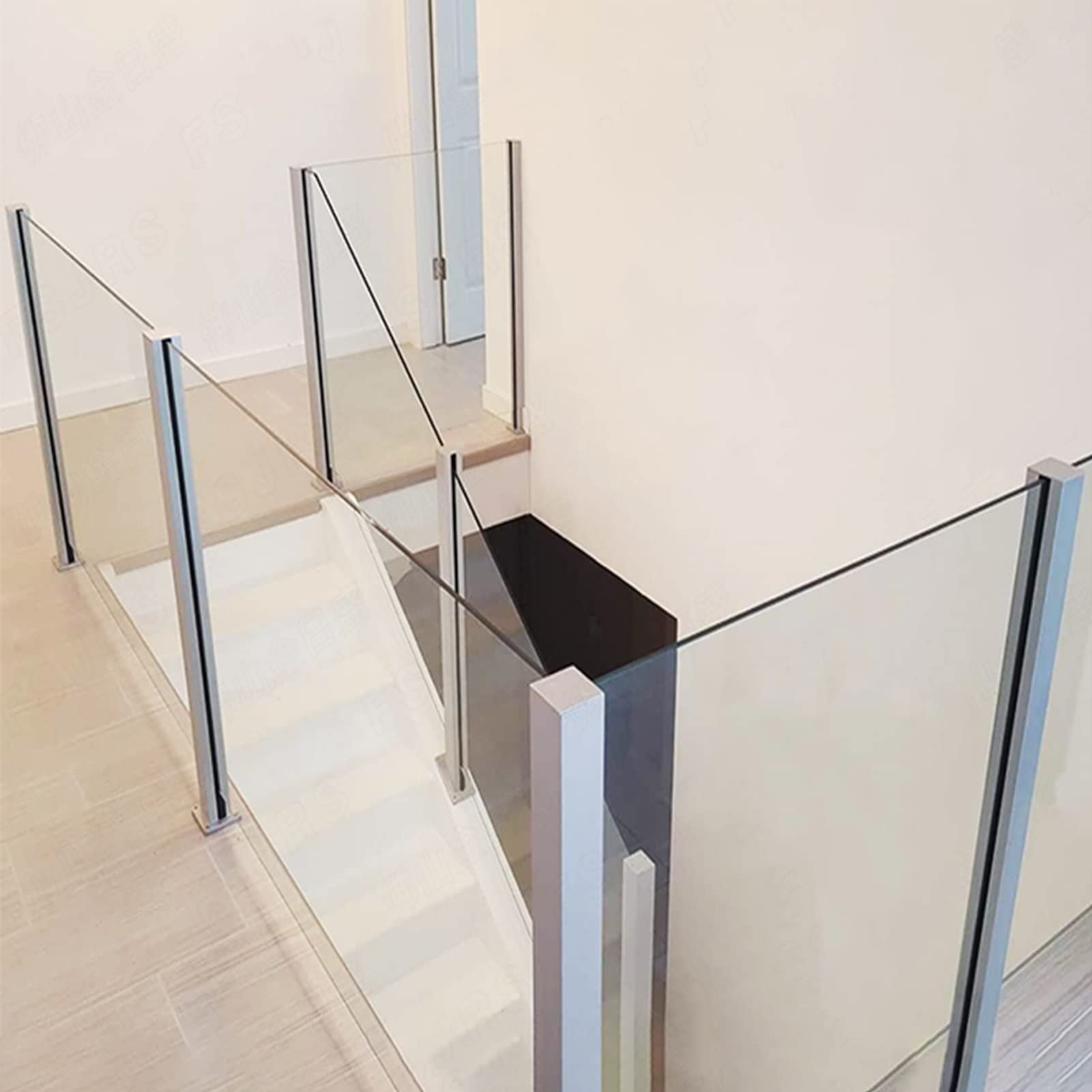 Poteau de système de balustrade sRailing en acier inoxydable extérieur
