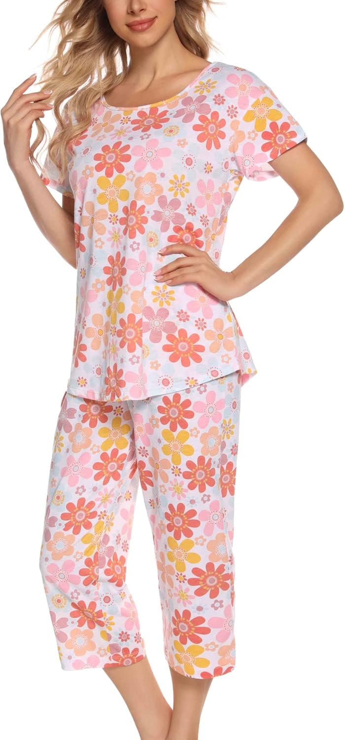 ENJOYNIGHT Women's Cotton Pajamas Set Short Sleeve Top with Capri Pants Sleepwear Set