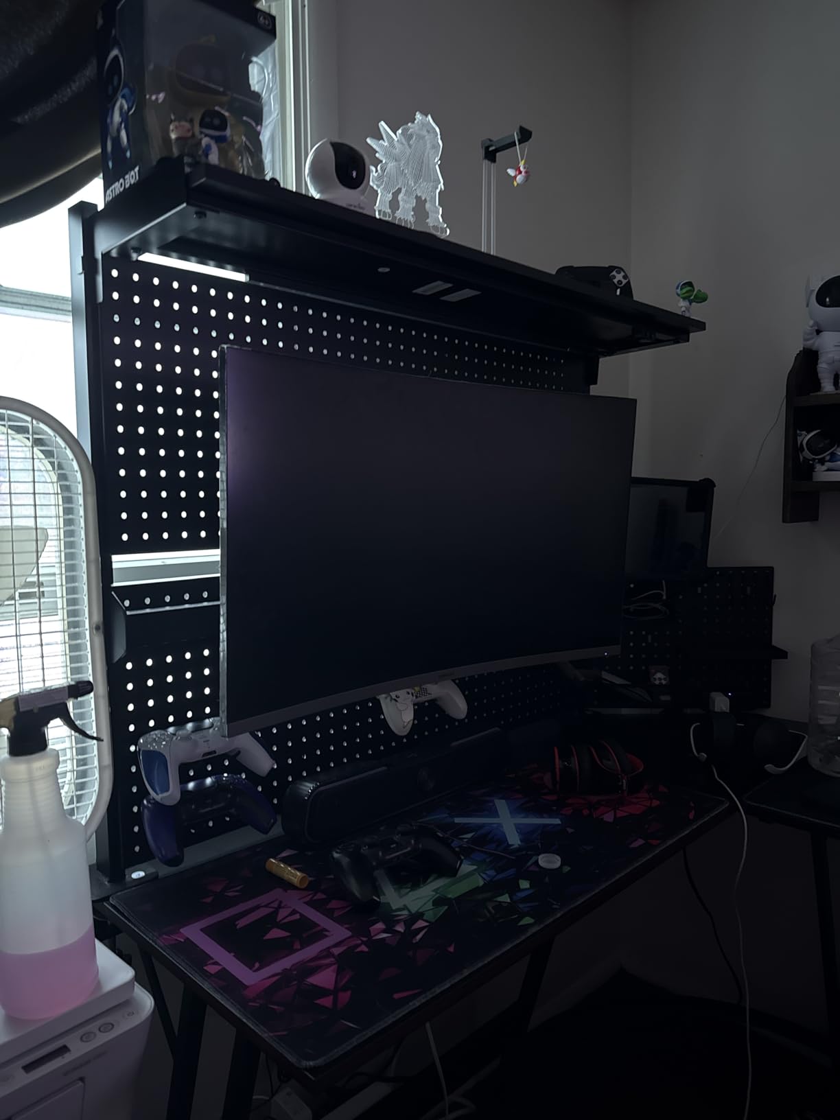 EUREKA ERGONOMIC Desk Pegboard with Dual Monitor Stand,Computer Desk ...