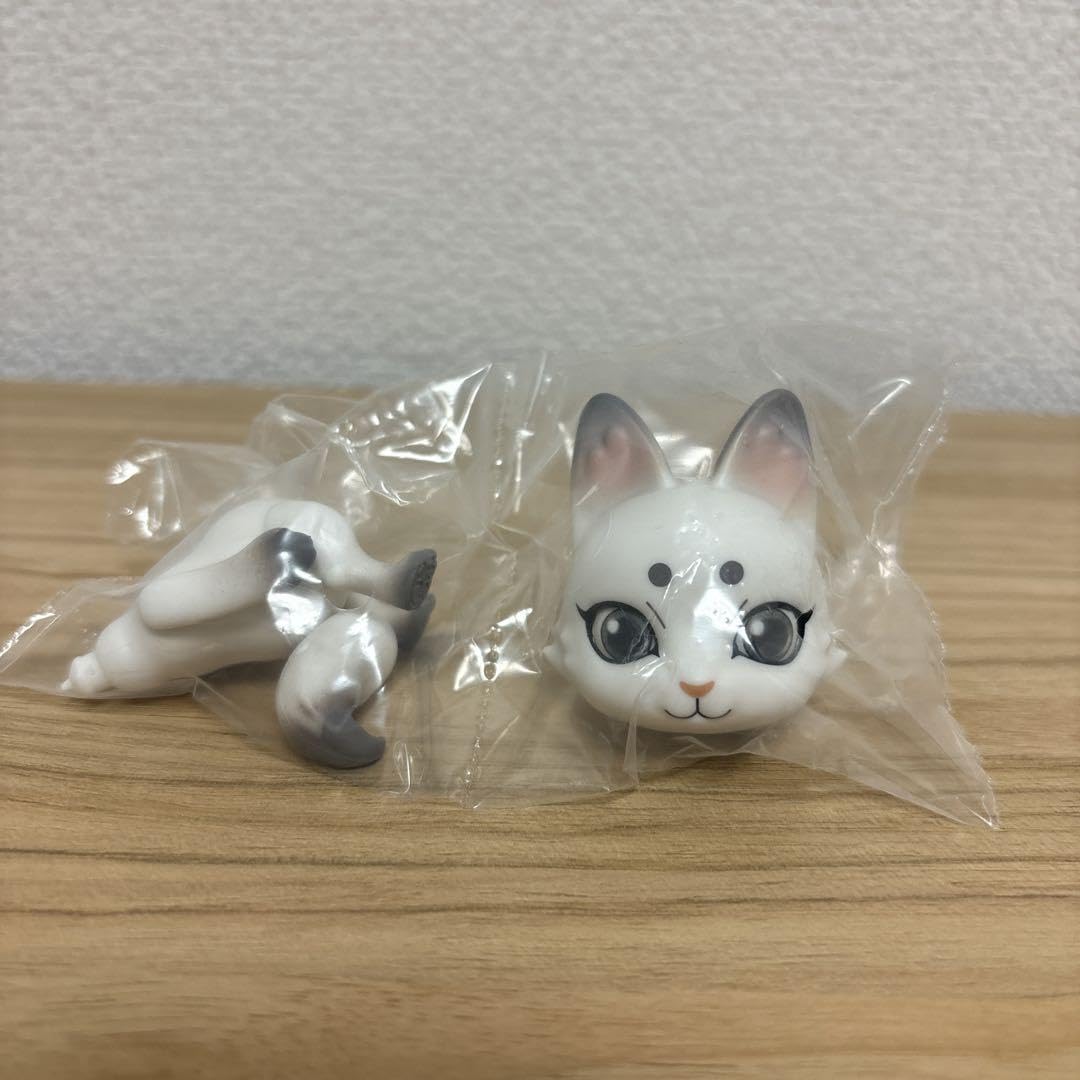 Amazon.co.jp: カプセルドール 狐 白練 : おもちゃ