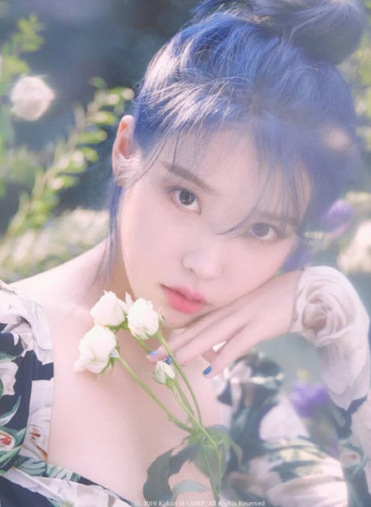 K-POP・アジア IU Love Poem CD IU [ LOVE POEM ] 5th Mini Album ( CD+112p Photo Book+1p