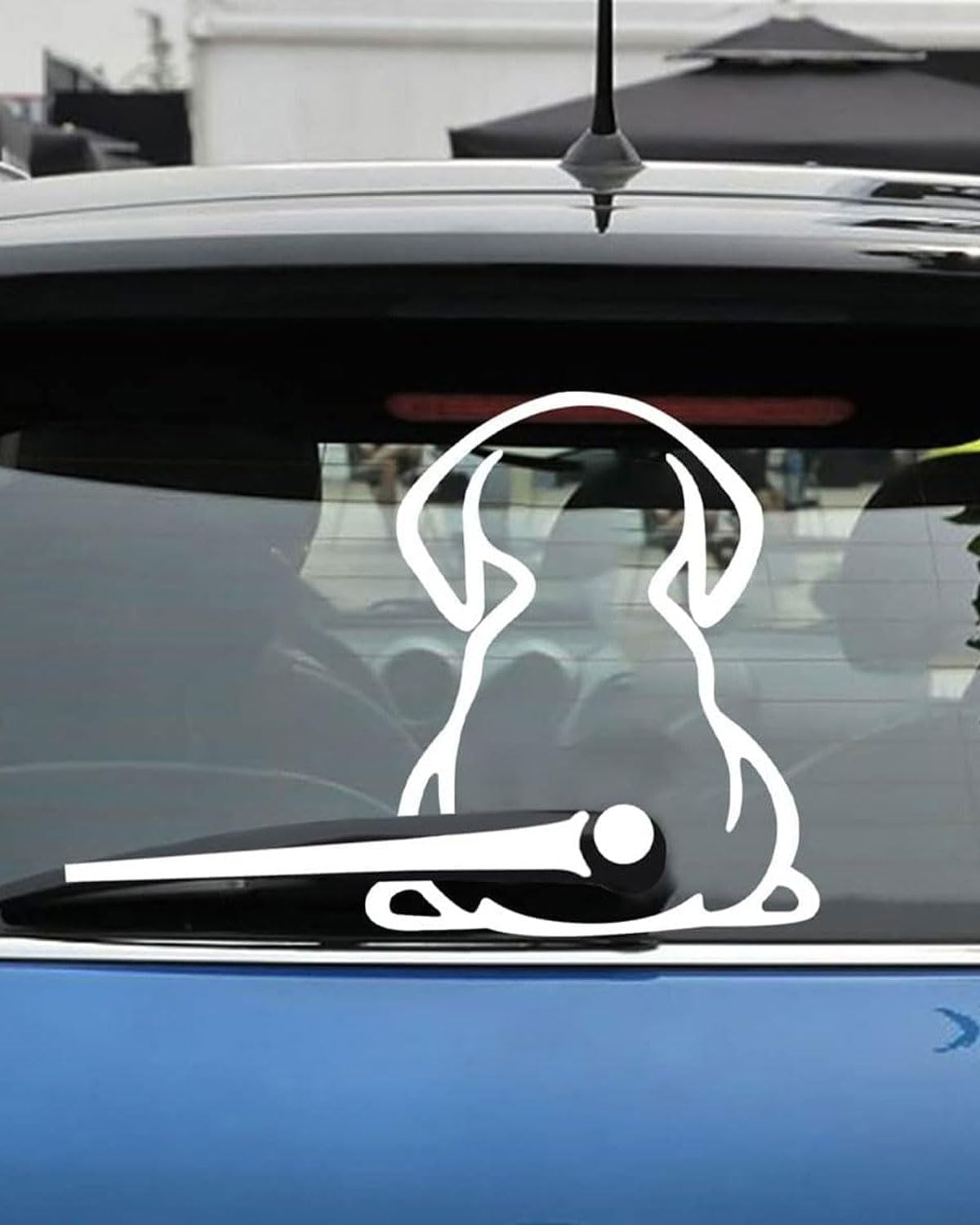 Adesivo Tergicristallo Posteriore – Cane Bianco Con Coda Che Sembra Muoversi – Decalcomania Auto Divertente