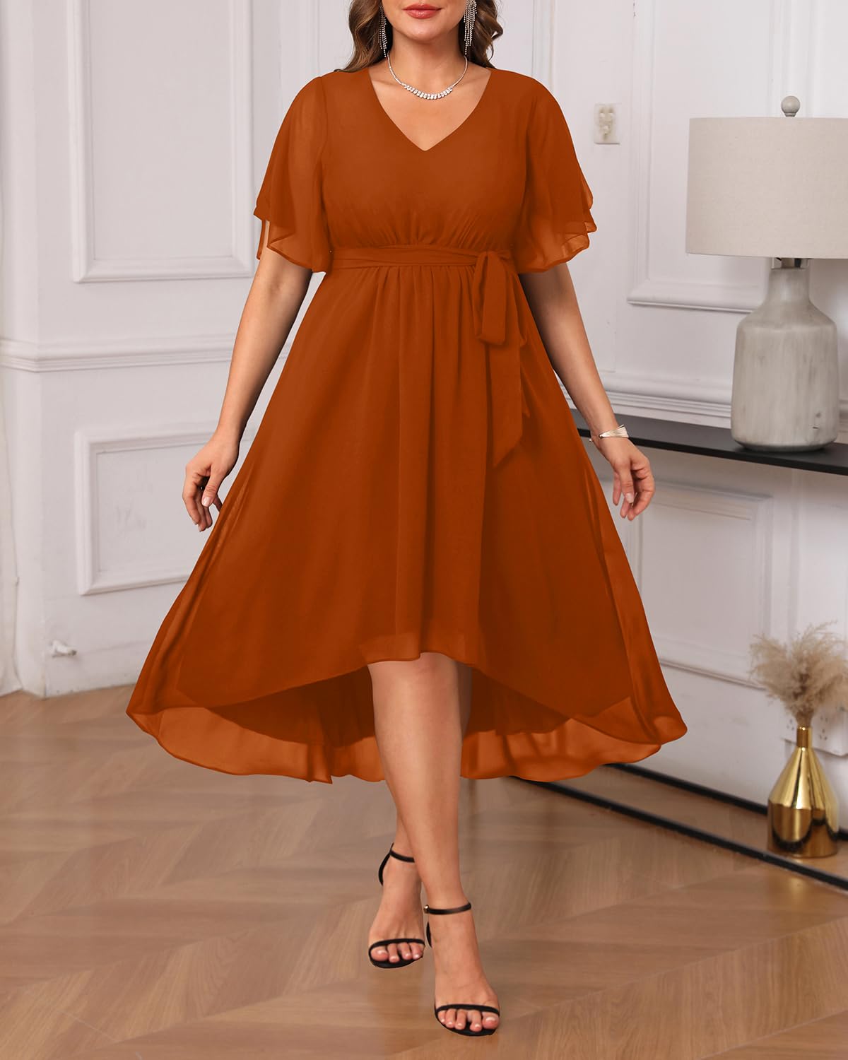 Talisea Plus Size Abiti Da Sposa Ospite - Cocktail Formale Chiffon Scollo A V Manica Corta Alto Basso Abito Curvy Donne