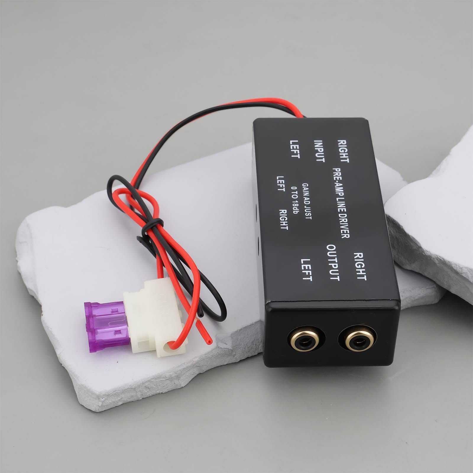 ECSiNG Préamplificateur RCA Amplificateur de Signal Entrée/Sortie Plage Réglable de 0,1 à 18 DB pour Voiture Et Bateau