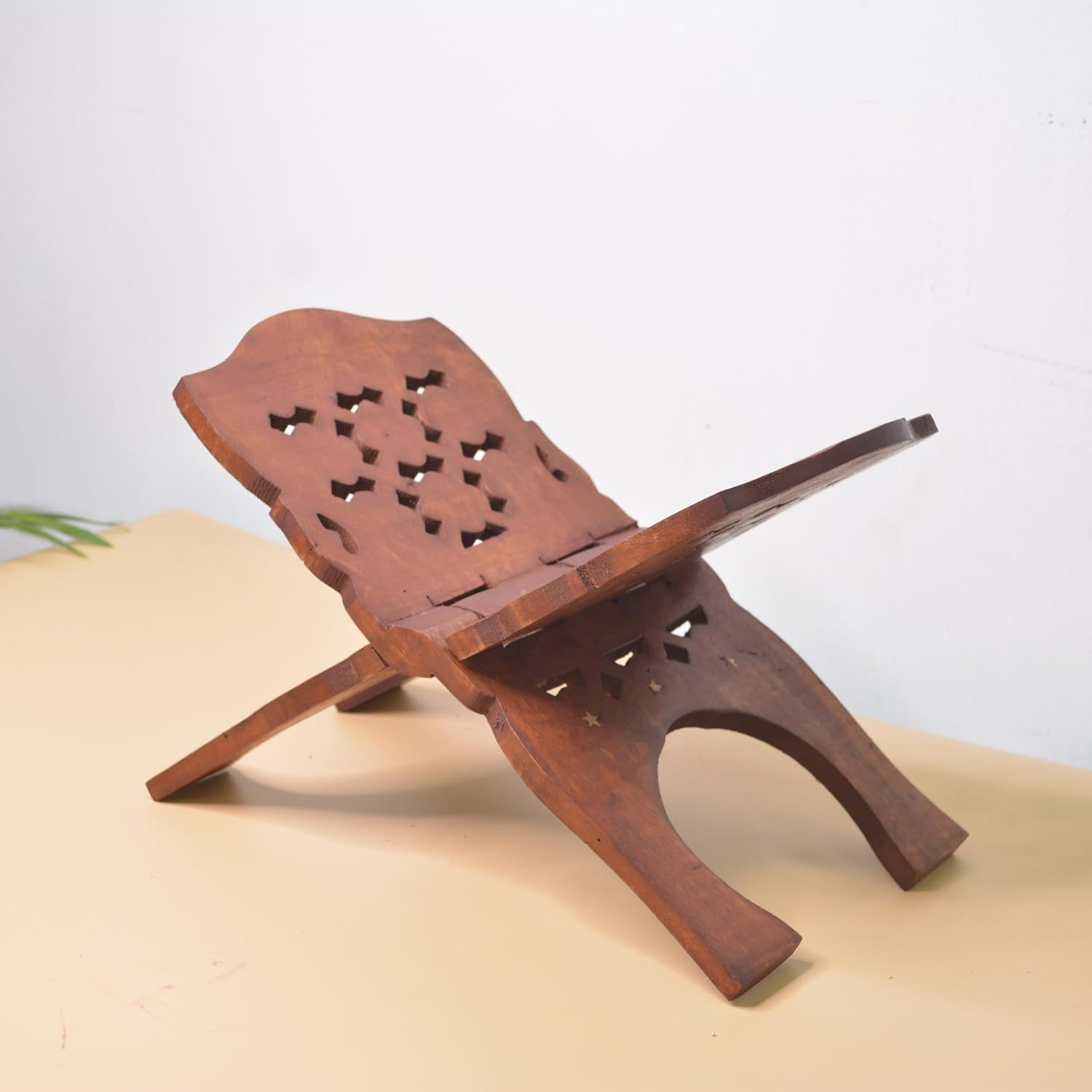 Shri Shri Handicraft Wooden holy rehal Book Stand Reading for Geeta Bible Granth Saheb ramayan Quran Sharif Box Gift Bride or Bridal | Quran Prayer Stands Books - Size 12inch