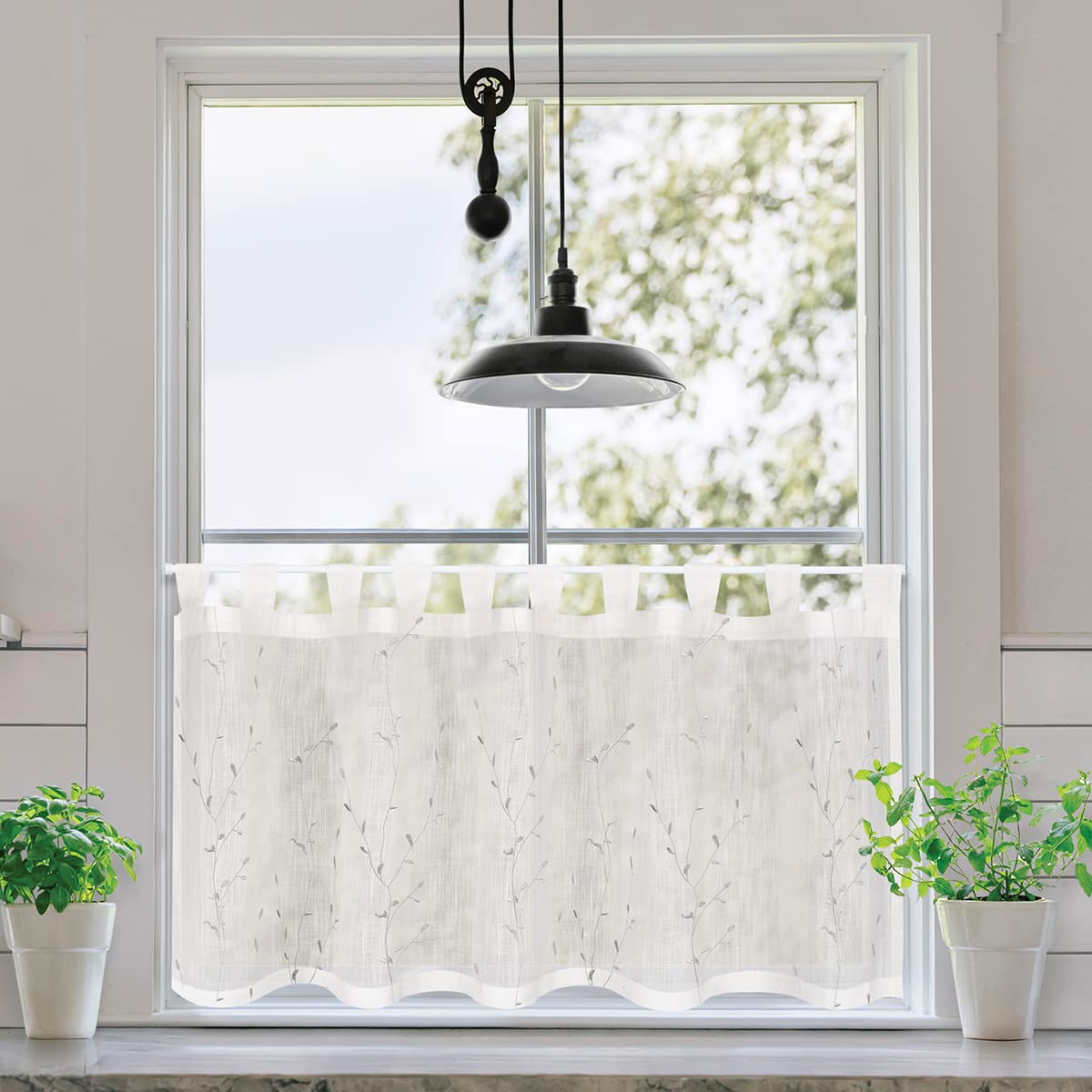 SCHÖNER LEBEN. Rideau brise-bise bio en coton bio avec broderie feuilletée - Structure en lin - Blanc laineux - Gris - 150 x 50 cm