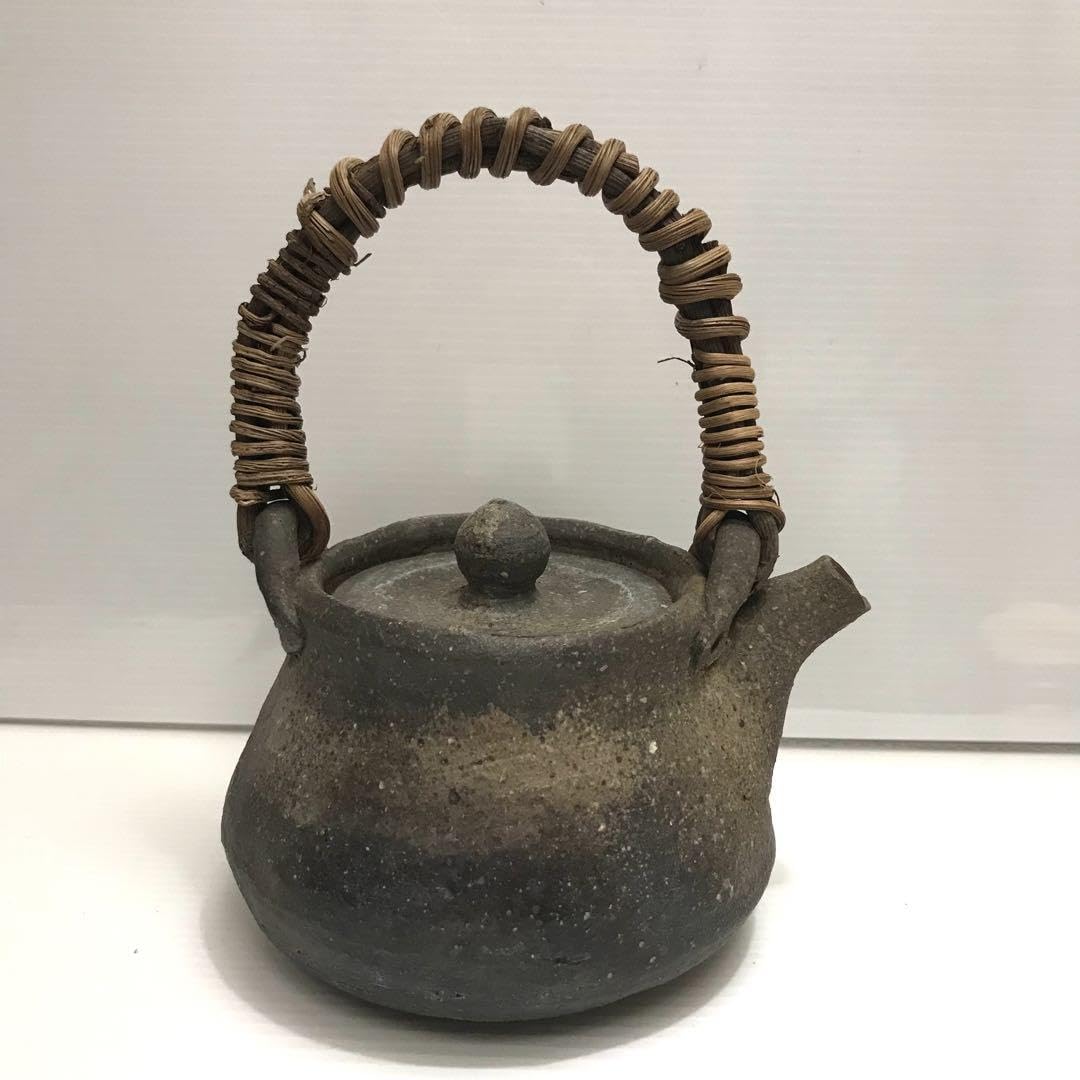 急須　陶器　蔓ハンドル　作家物　蔓細工　未使用に近い美品 急須 陶器 蔓ハンドル 作家物 蔓細工 未使用に近い美品 急須 陶器 蔓