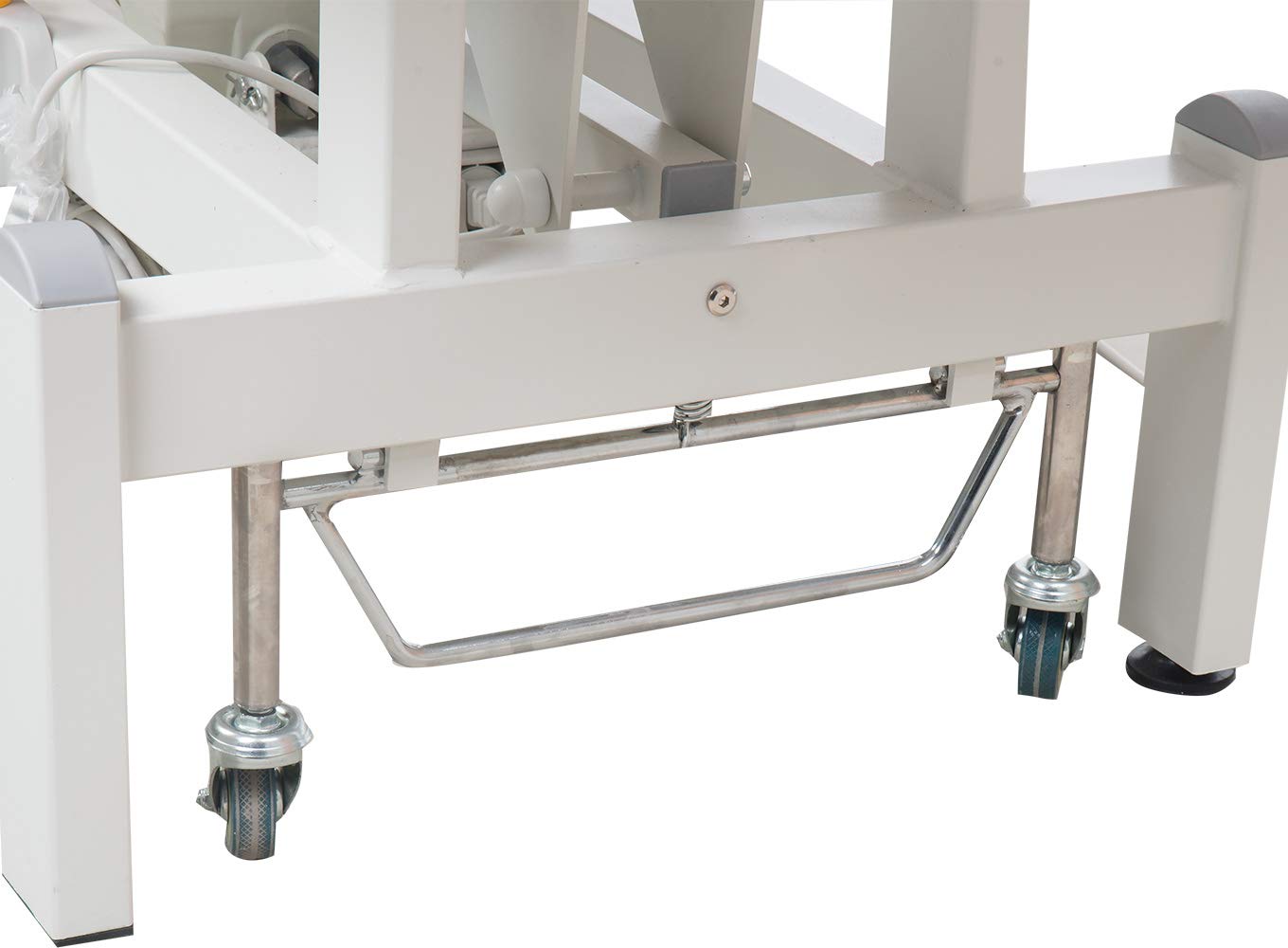 L08173 - Lettino per trattamenti completamente elettrico, colore: Bianco