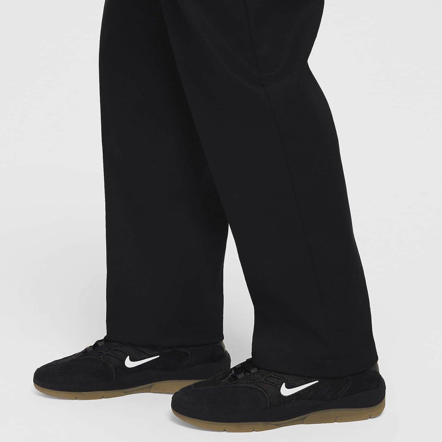 Nike SB Big Kids' Chino Skate Pants (FN9215-010, Black/Anthracite) Size Medium