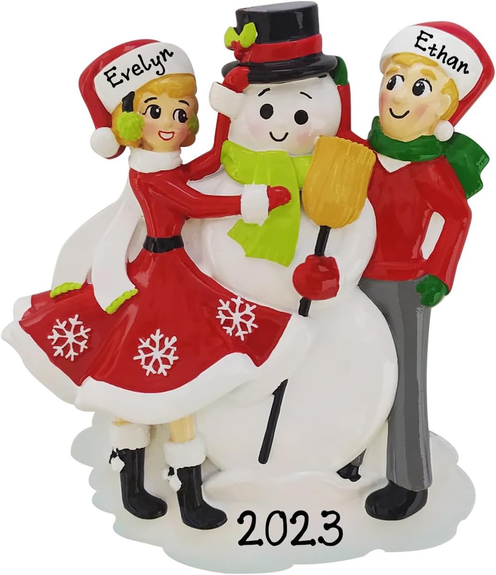 パーソナライズされたクリスマスツリーオーナメント 2022年 - 雪だるまの建物 カップル 家族 パーソナライズされたクリスマスオー