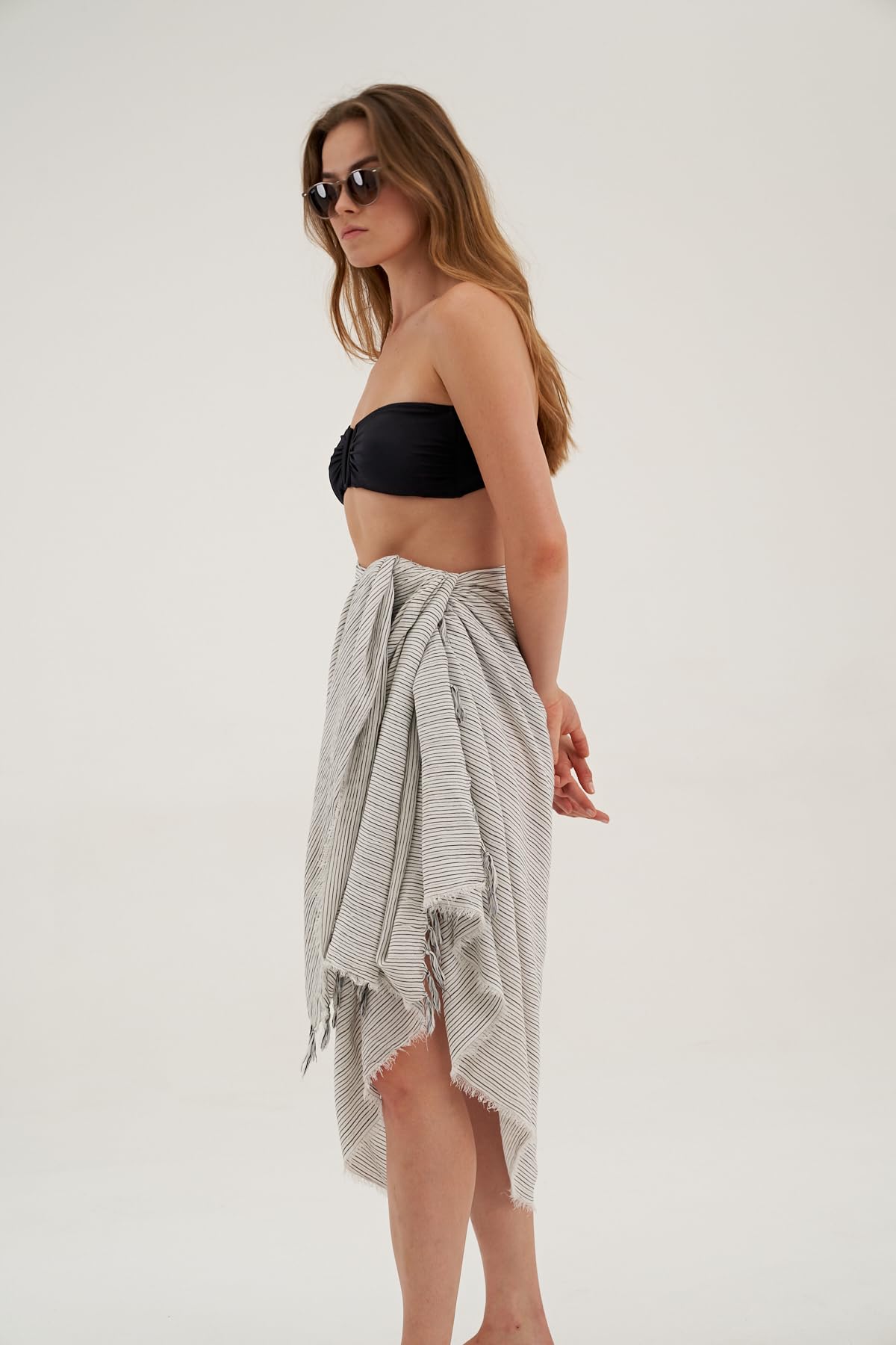 Gottex Beach Life - Falda envolvente para mujer con dobladillo con flecos, color negro y marfil
