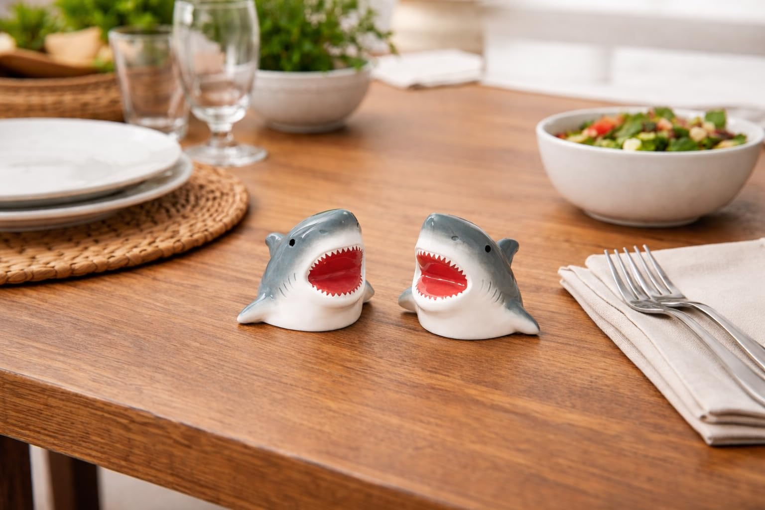 小物 supreme salt & pepper shaker Amazon.com: Nautical Ceramic Shark Salt & Pepper Shaker Set for