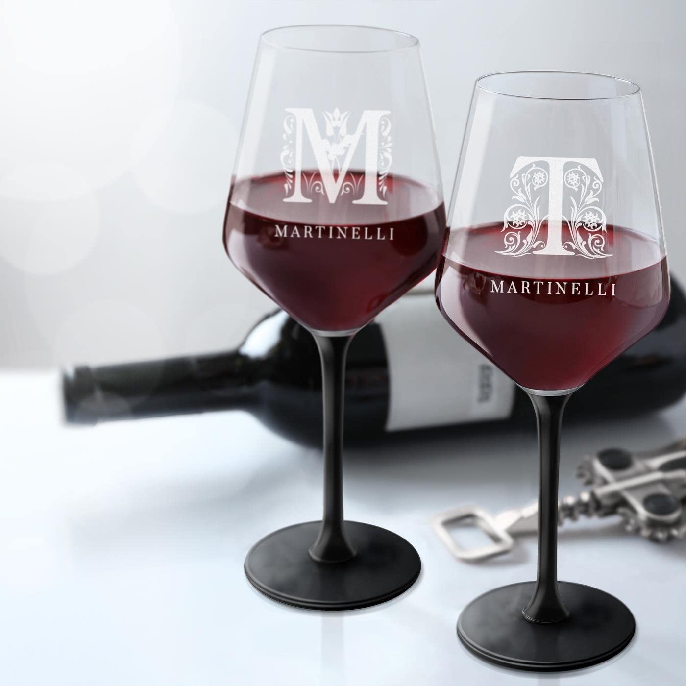 Maverton 2 Calici da vino Rubino - incisione personalizzata - 300 ml - con gambo nero - pensiero speciale per nozze - adatti per vino secco e dolce - unici per coppia - regalo di Natale - art decò