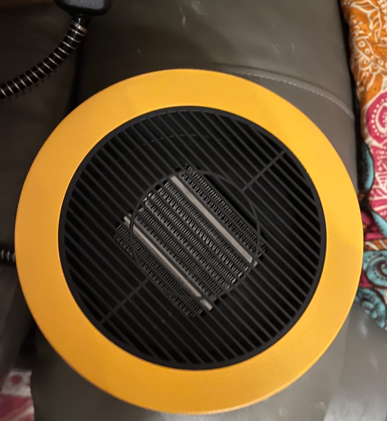 17/mo Finance TURBRO Neighborhood Dog House Heater 400W, Wall Mount