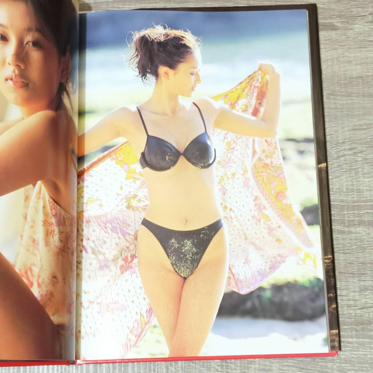 Amazon.co.jp: 写真集 直筆サイン付 初版 菊川怜写真集 REI