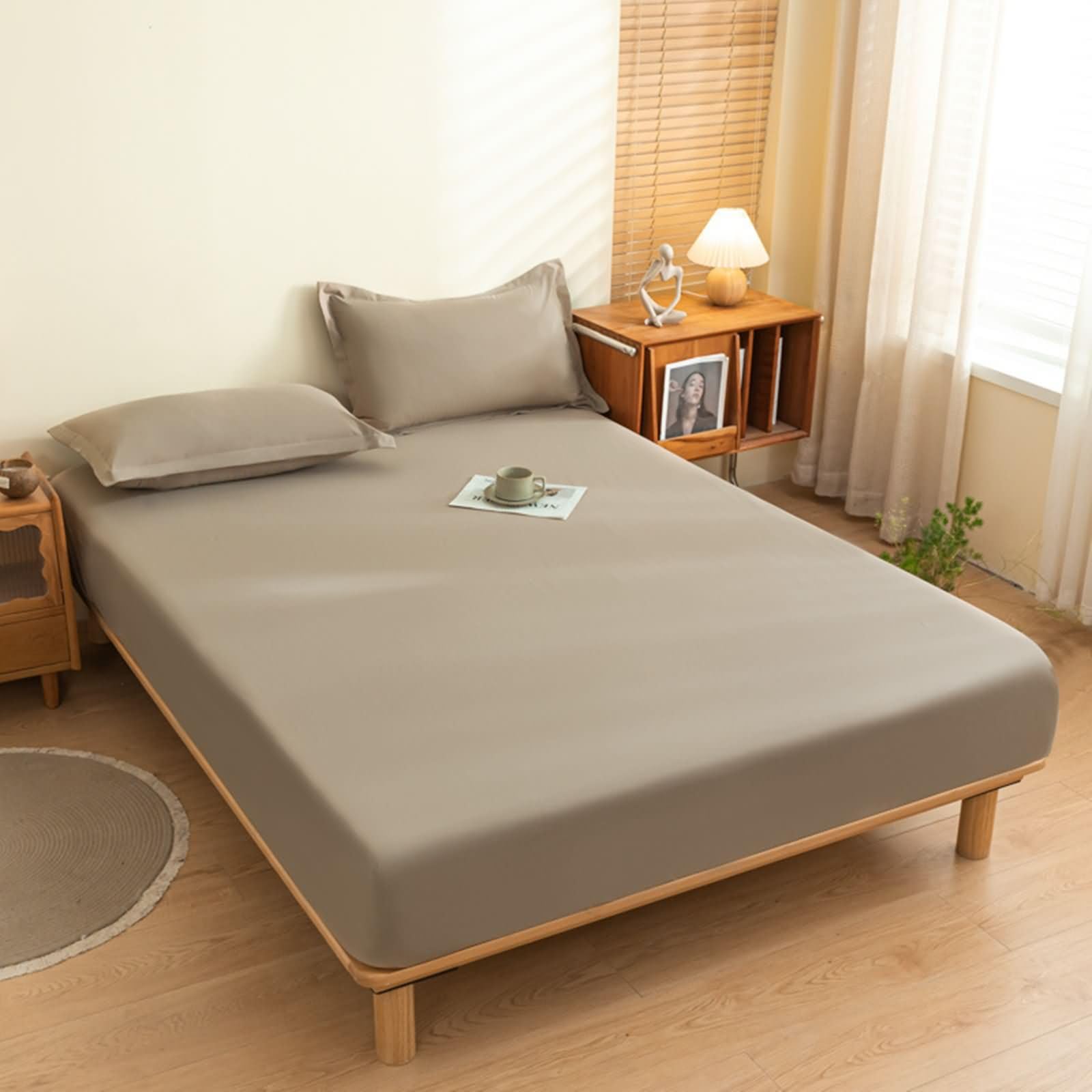 Spannbetttuch 200 x 220cm Einfarbig Bettzeug Spannbettlaken mit einem Paar Kopfkissenbezügen für Boxspringbetten, Bequem, Braun