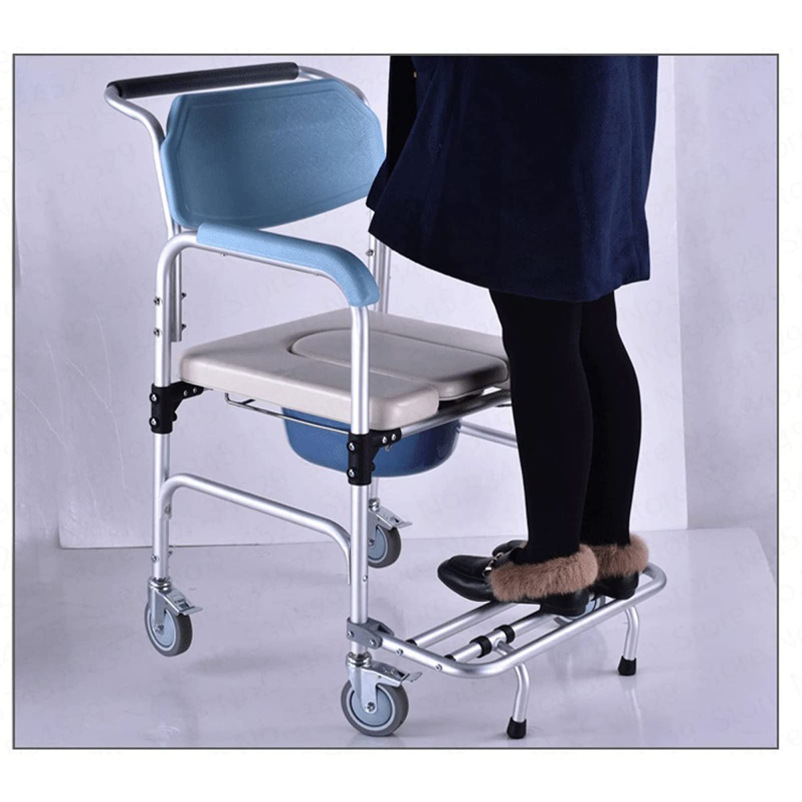 Sedia da Doccia Mobile 4 in 1 con Bloccaggi, Sedia A Rotelle Comoda, Sedia da Doccia Girevole con Altezza Regolabile E Braccioli 51-57 Cm, Carico Massimo 150 Kg/330 Libbre/Nero