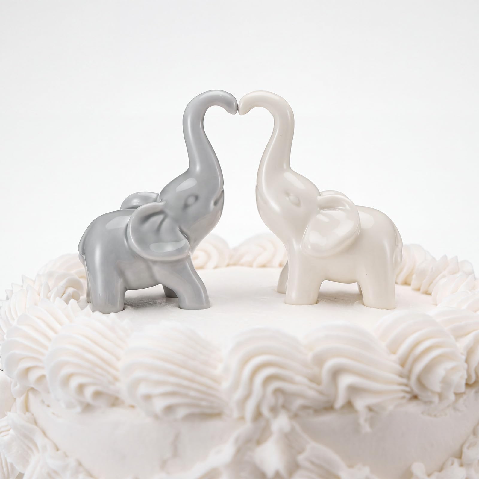 Hoteam 2 Pcs Loving Elephant Cake Topper Couple Wedding Cake Toppers Decor
