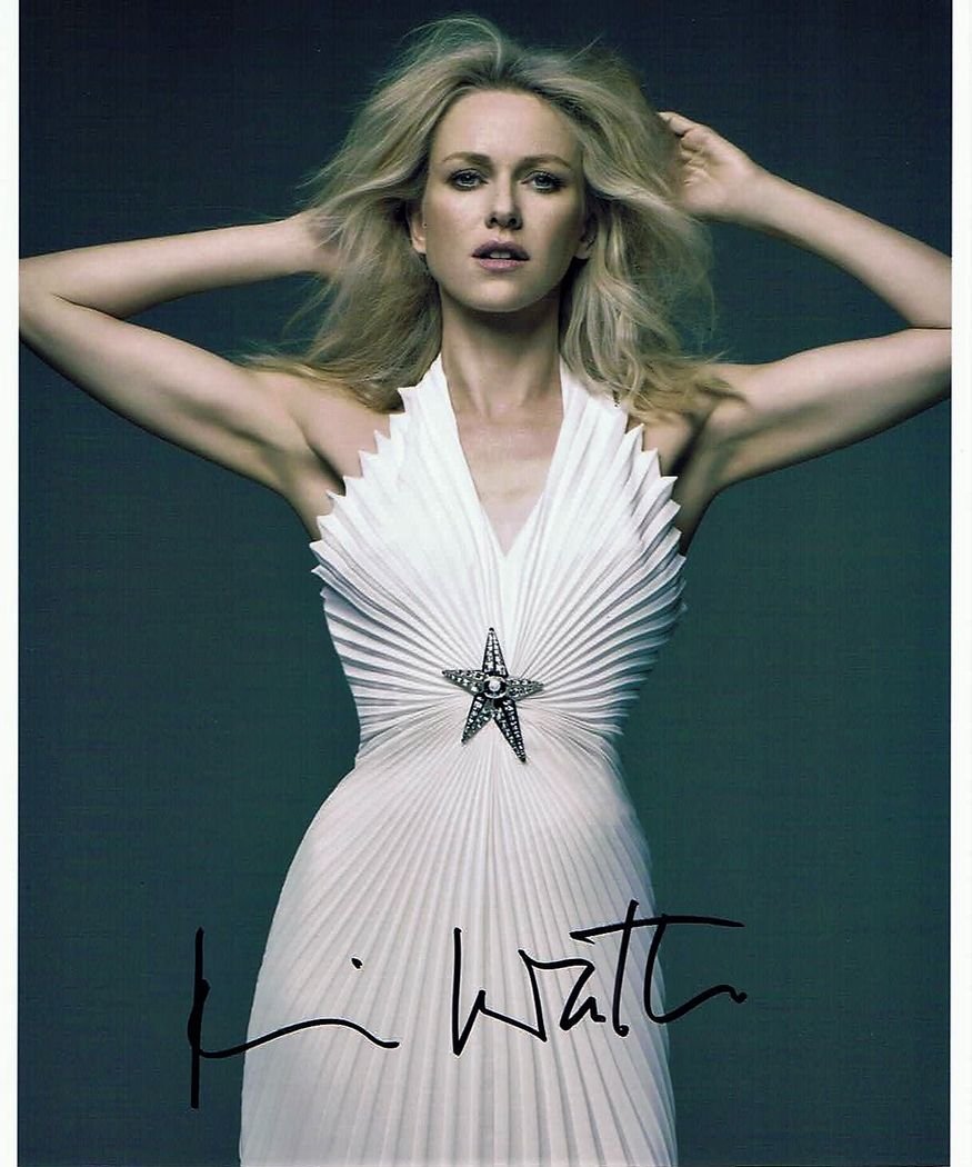 Amazon.co.jp: 直筆サイン入りPHOTO ナオミ ワッツ Naomi Watts ザ