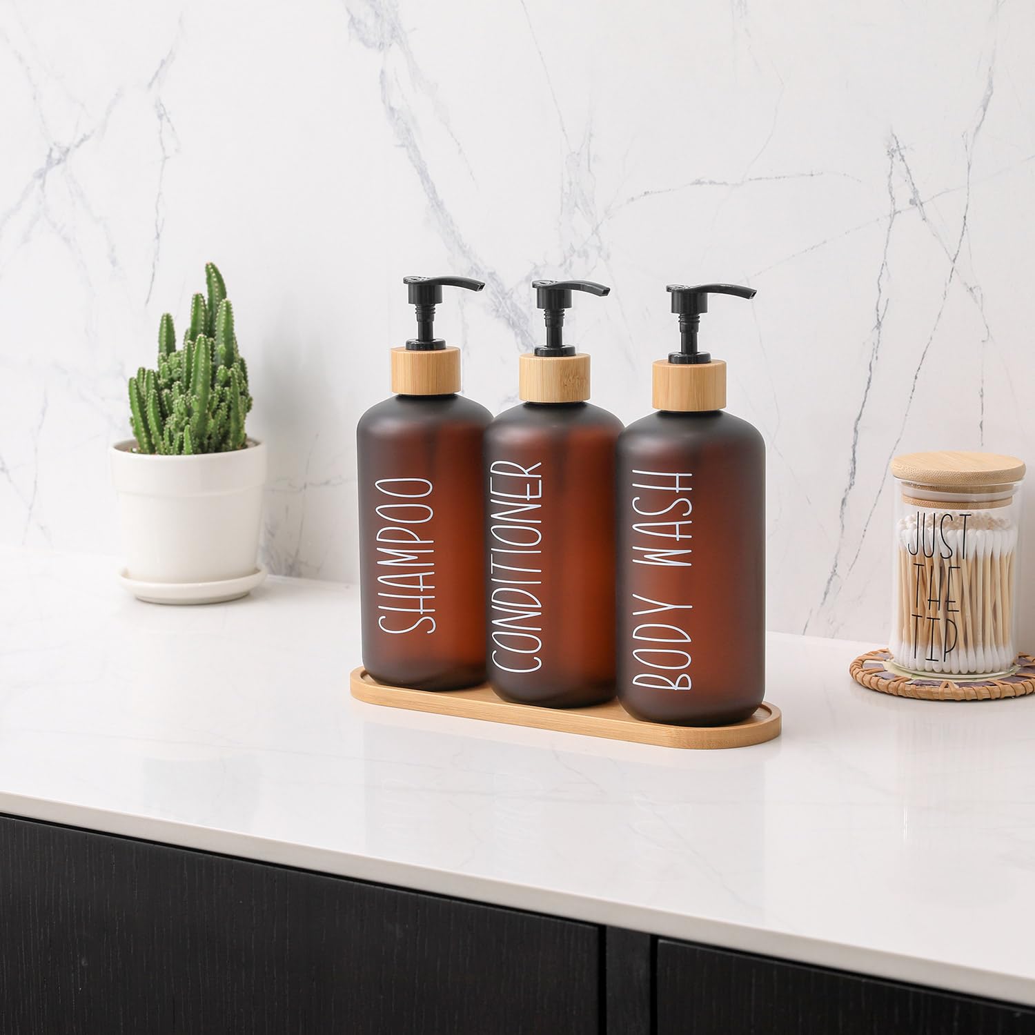 MOMEEMO Amber Duschspender-Set, enthält 3 extra Dicke PET-Kunststoffflaschen mit Bambus-Pumpen, Shampoo- und Conditioner-Spender für die Dusche, perfekt für Moderne Badezimmerdekor. (Bernstein)