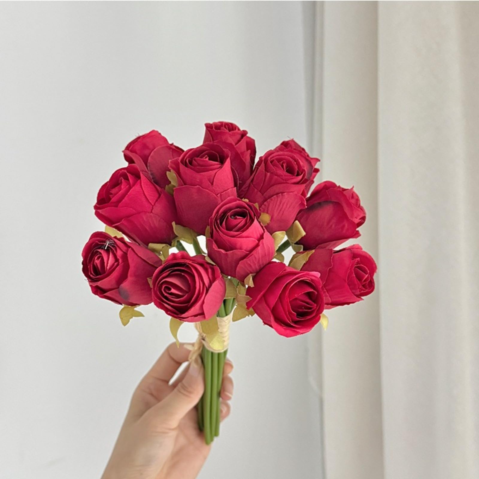 AZHABINWA Handheld Simulated Roses and Artificial Flowers for Home Decoration