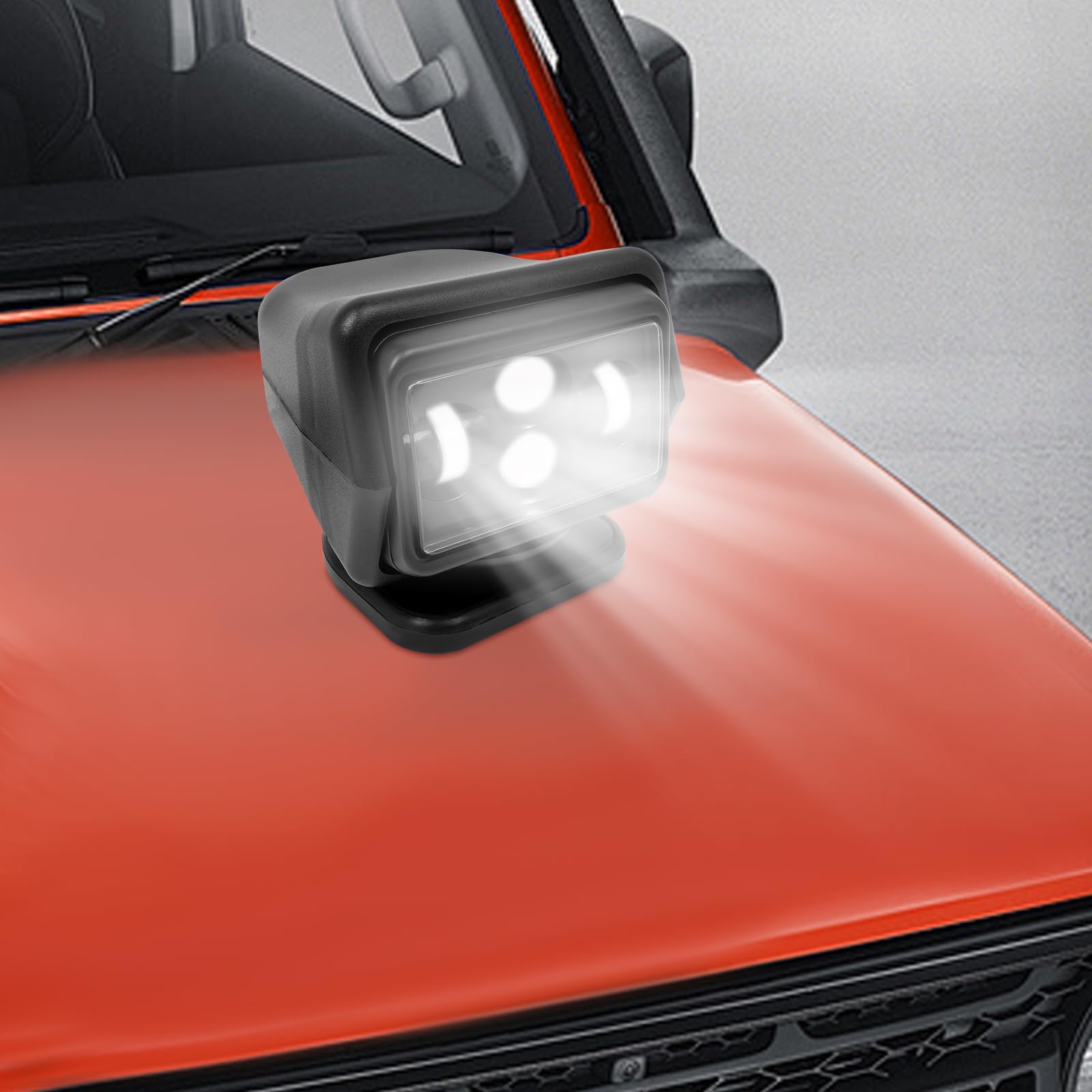 Faro da lavoro a LED con telecomando 60W 8000LM – IP67 Luce da lavoro impermeabile con base magnetica per fuoristrada, camion, imbarcazioni, campeggio – Girevole a 360°, telecomando incluso (Nero)