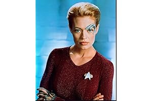 Star Trek: Voyager Photo Print (8 x 10) Featuring Jeri Ryan