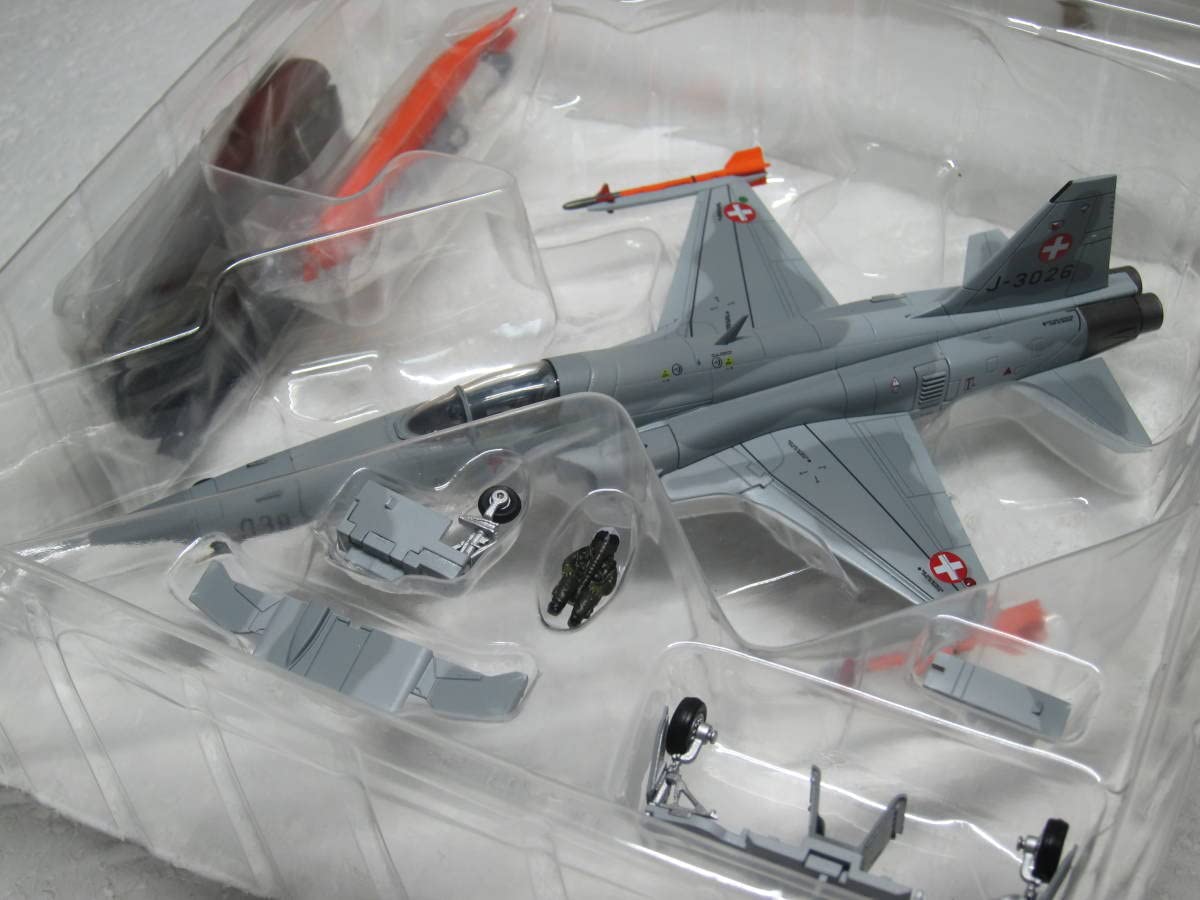 Amazon.co.jp: 1/72 ホビーマスター ノースロップ F-5E タイガー