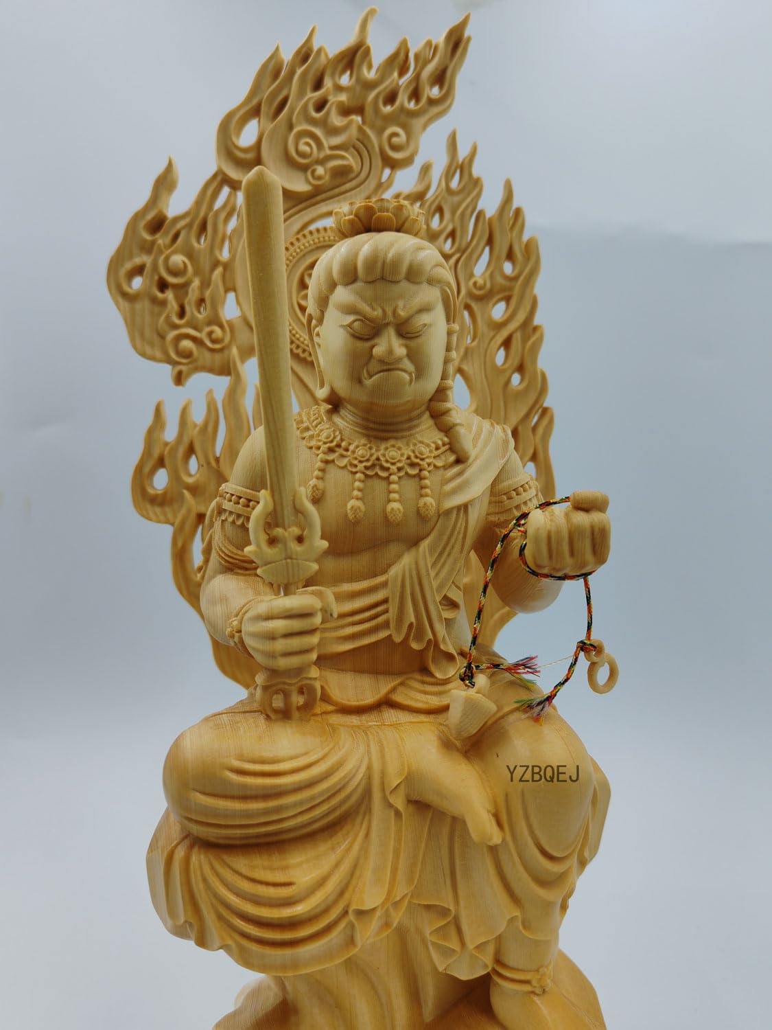 Amazon｜YZBQEJ 木彫りの仏像 不動明王(酉年生まれ) 桧木製 （高さ34cm 