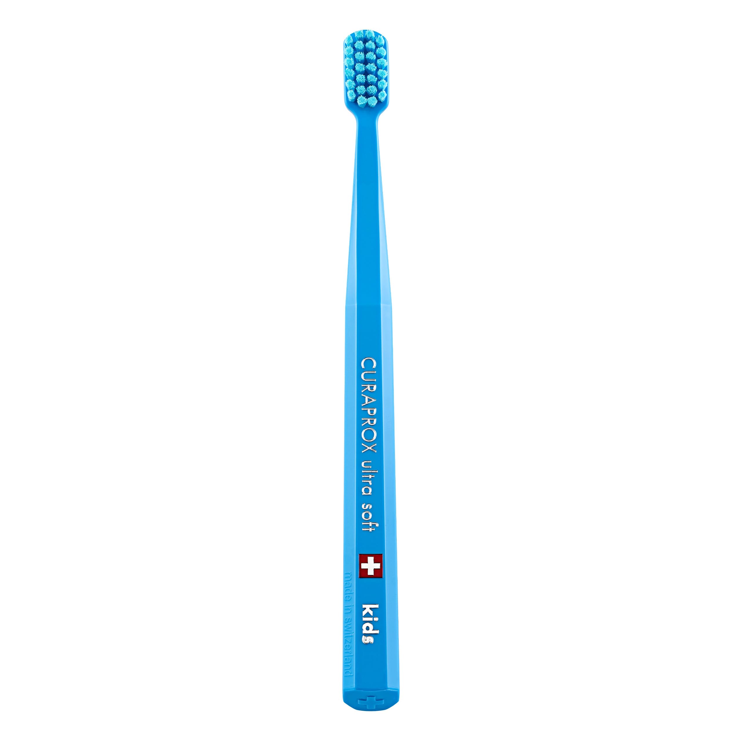 Curaprox CS Kids Toothbrush-dla dzieci w wieku 4-12 lat/Ultra miękkie delikatne czyszczenie / 5500 włókien Curen® / Niebieski/pojedyncze opakowanie/Made in Switzerland