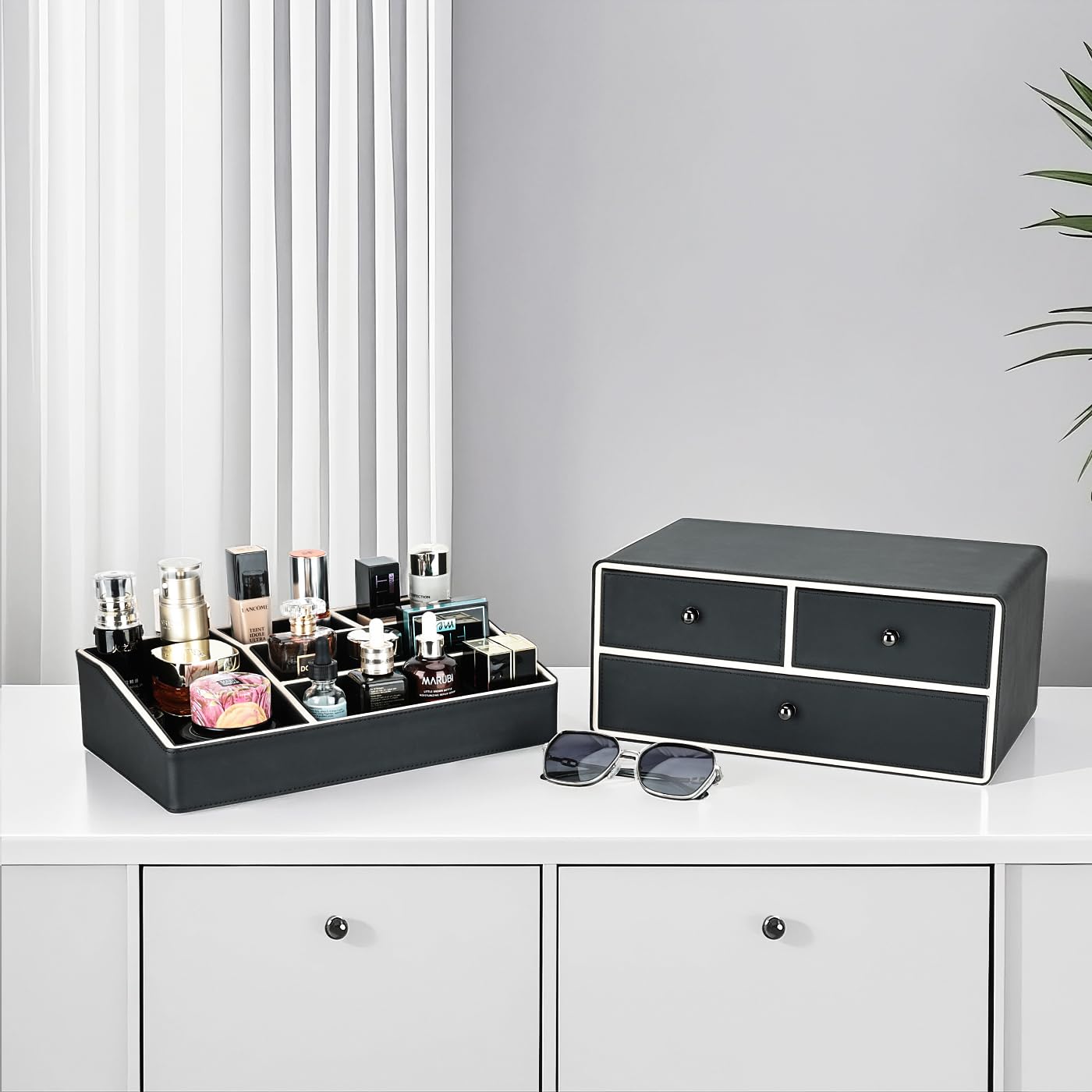 KINGFOM Make-up-Organizer, Kosmetik-Organizer mit 3 Schubladen und 5 Fächern, Make-up-Organizer (schwarz)