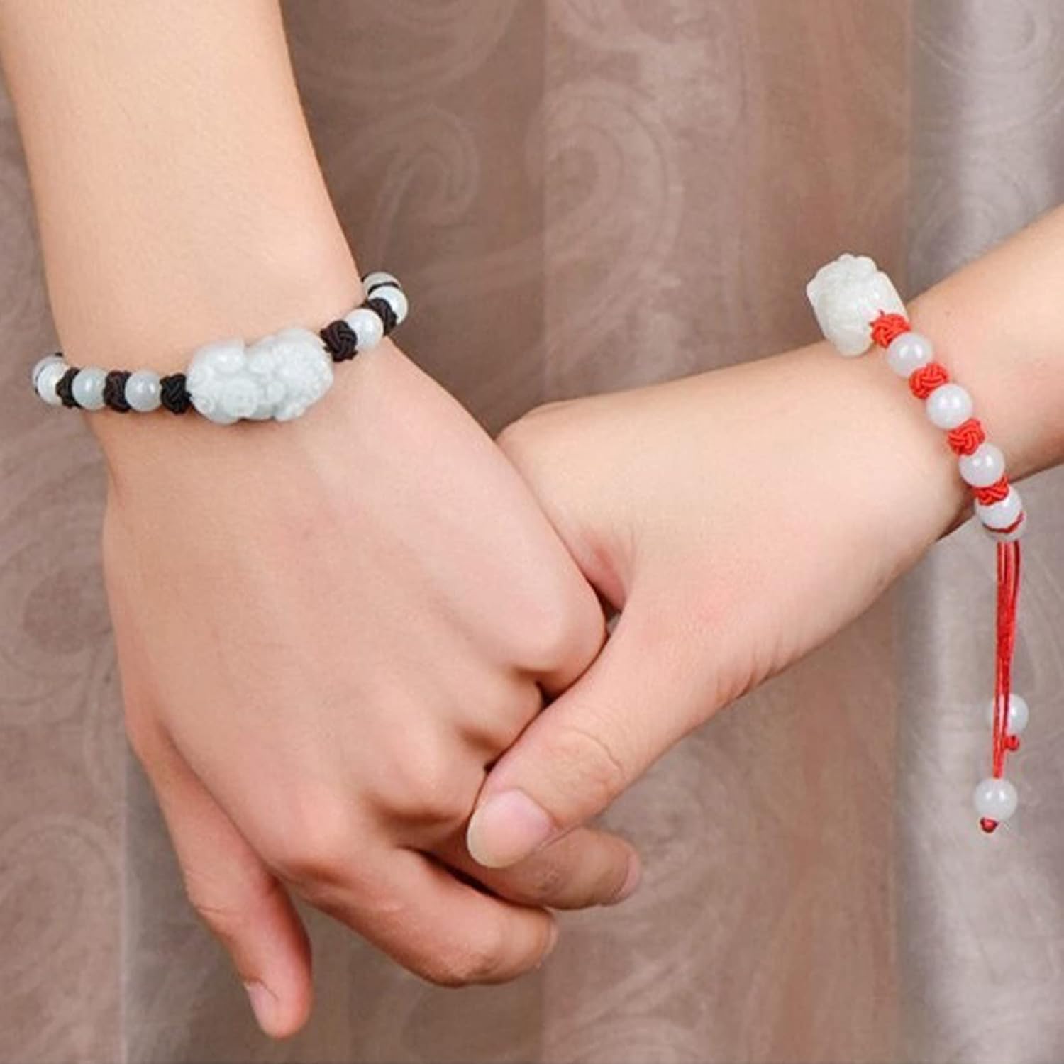 Pulsera De Cuentas, Pulsera De Amuleto Pulsera De Esmeralda Auténtica Pulsera De Hilo Ajustable Roja De La Suerte para La Buena Fortuna Valiente Suerte para Mujeres Hombres,Red