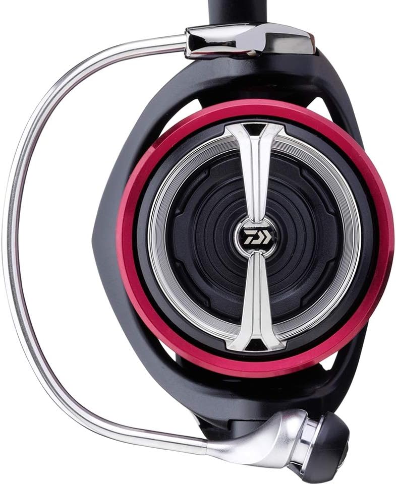 Moulinet Daiwa Fuego LT 2017-215, 3000CXH, 6.2, 93, Nylon 0.23/150 Tresse 0.10/200, 10