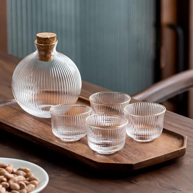Xilin-872 Karaffe 5Pcs Vertikale Streifen Sake Topf Transparent Phnom Penh Glas 1 Topf 4 Schuss Glas Karaffe Wein Set Schnaps Spender Wein Separator Wasserflasche(Color:B)