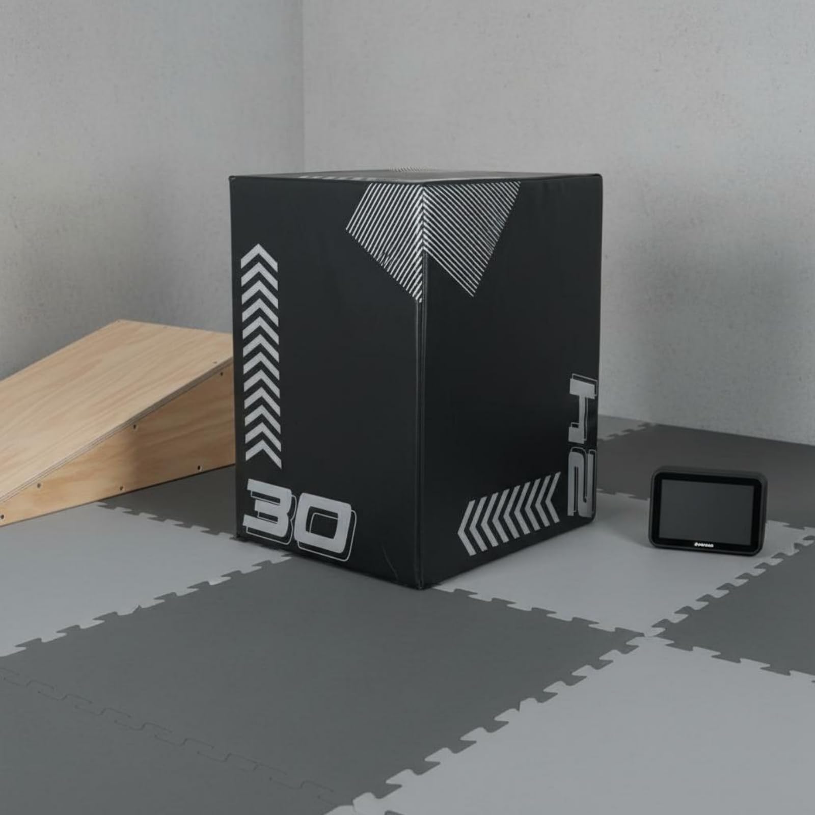 LOVIVER Children Plyometrica Cubo Salto Palestra Attrezzo Allenamento Stazione di Salto in Schiuma con Rivestimento Pvc per, Box Pliometrico Nero Con Frecce Bianche E Numeri 30/24, 76x61x51cm, 8kg