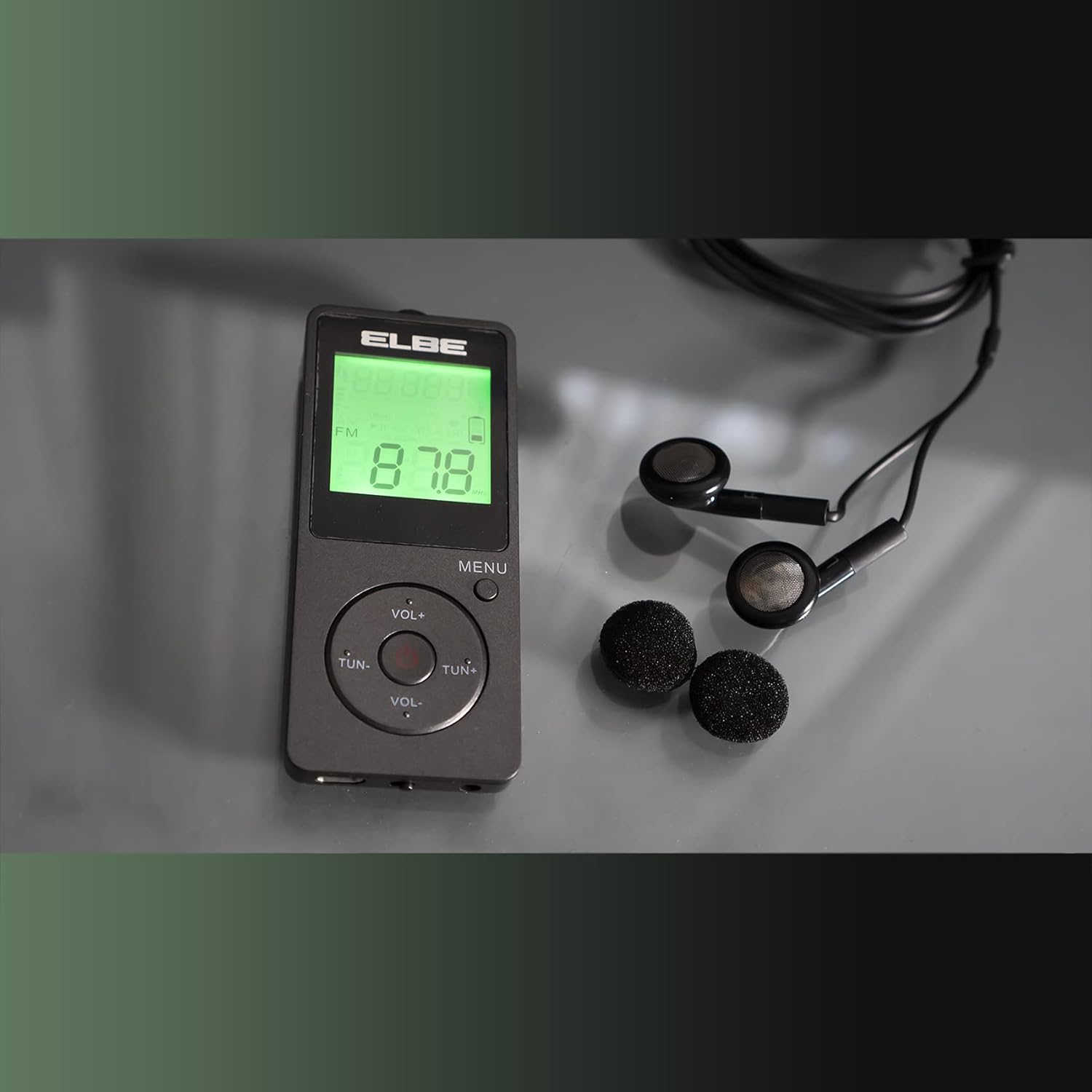 ELBE RF95 Digital Am-FM Sports Radio, Black