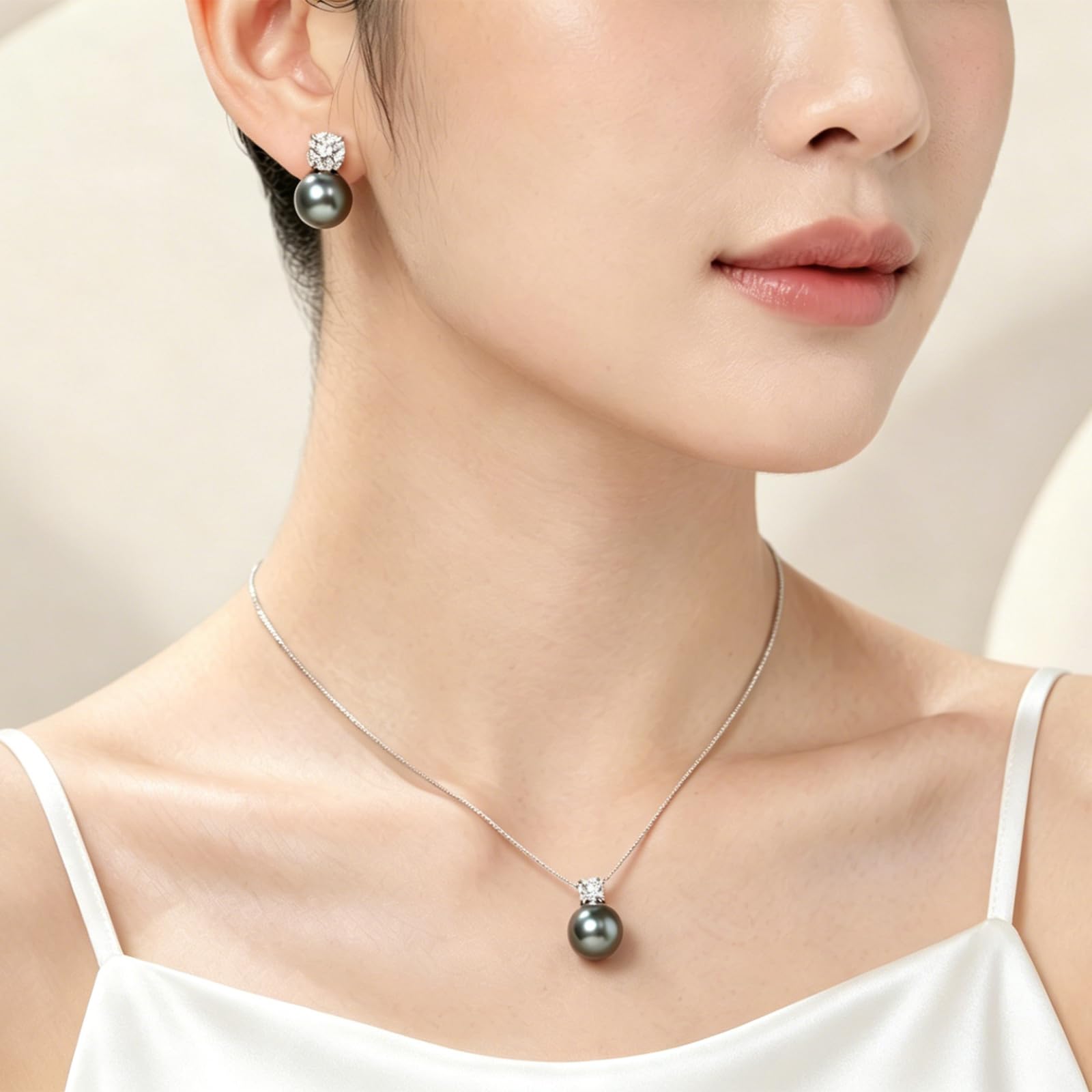 YAMI Perlenkette – Süßwasserperlenkette aus 925 Sterlingsilber, mit passenden Perlenohrringen, 5A-Zirkonia-Perlenanhänger, edles Schlüsselbein-Collier, luxuriöses Geschenk für Damen