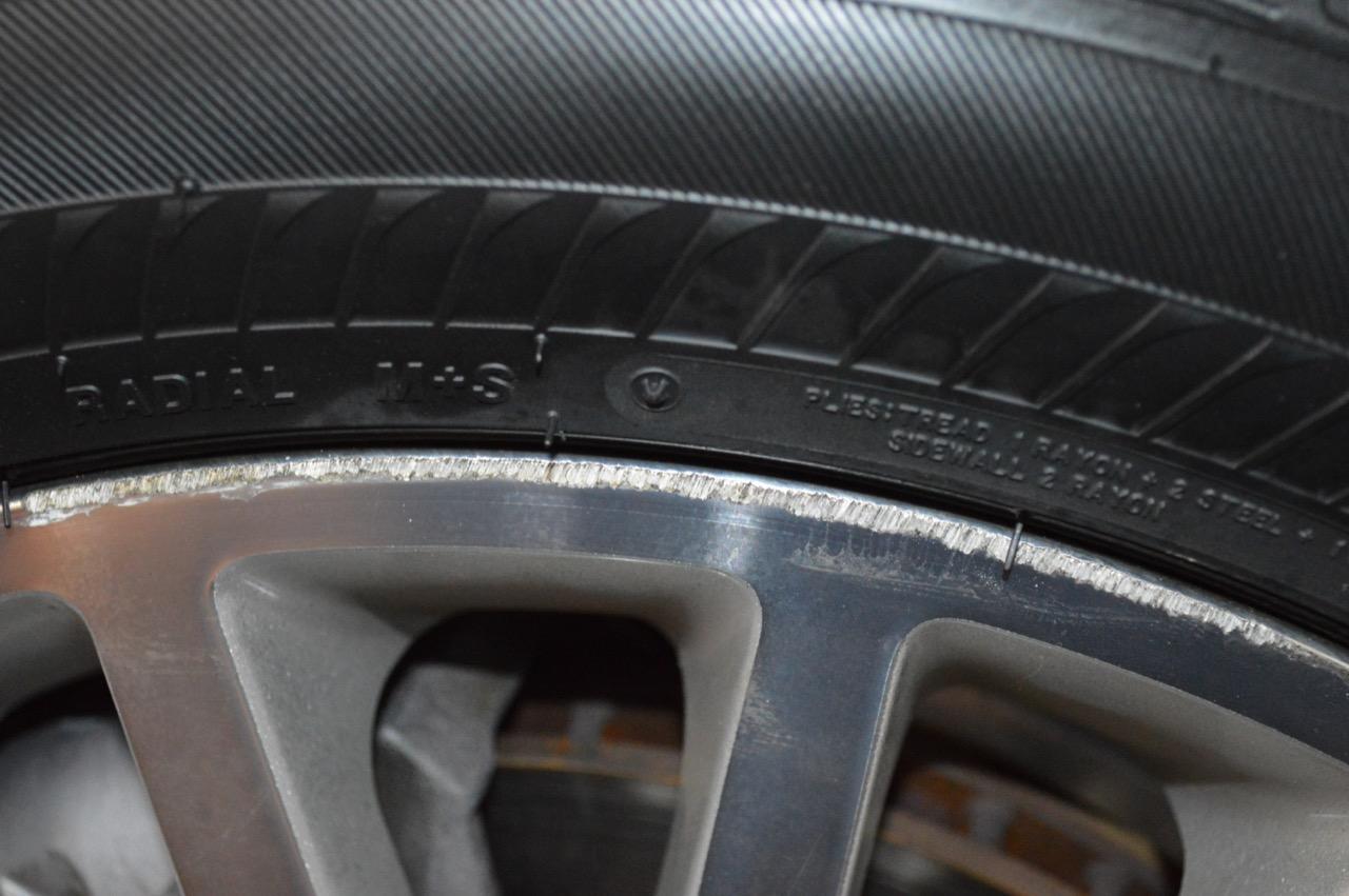 Visbella DIY Alloy Wheel Repair Kit Fix Curb Rash, Touch up