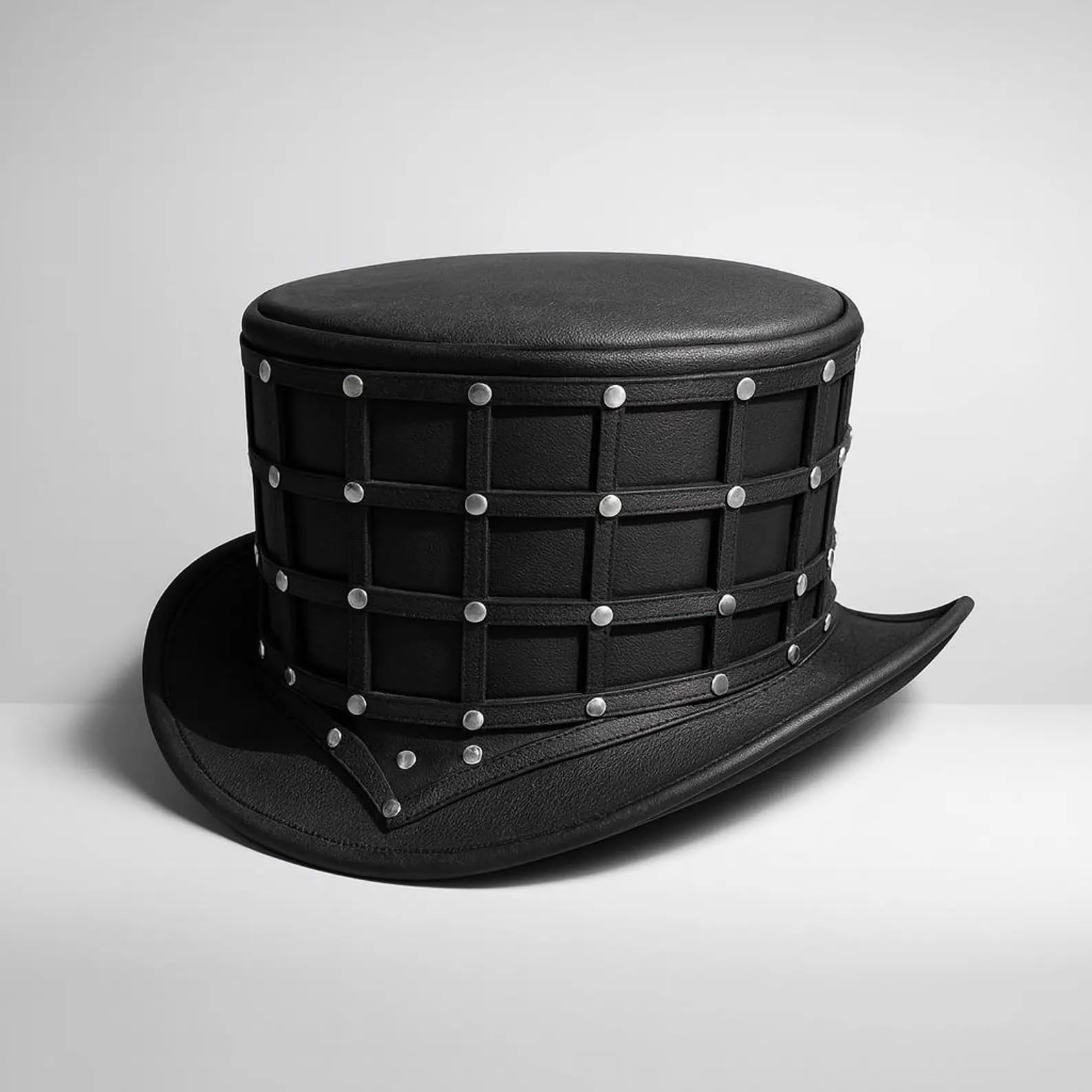 Sombrero de cuero – Diseño de rejilla negra con detalles de tachuelas, estilo gótico para cosplay, fiestas y eventos temáticos