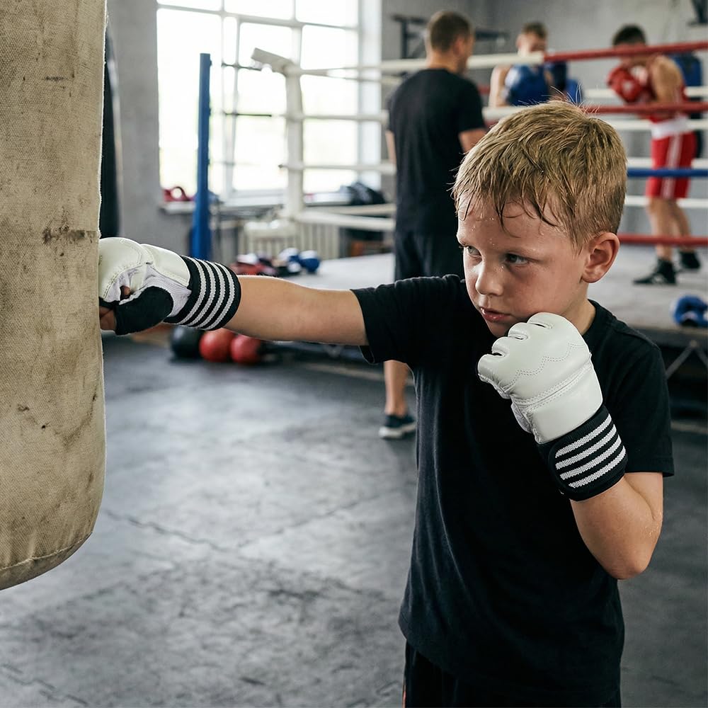 Guantes de Boxeo, Boxing Gloves, Guantes de Boxeo MMA Kárate Taekwondo Artes Marciales para Niños de 3 a 15 años — view 7