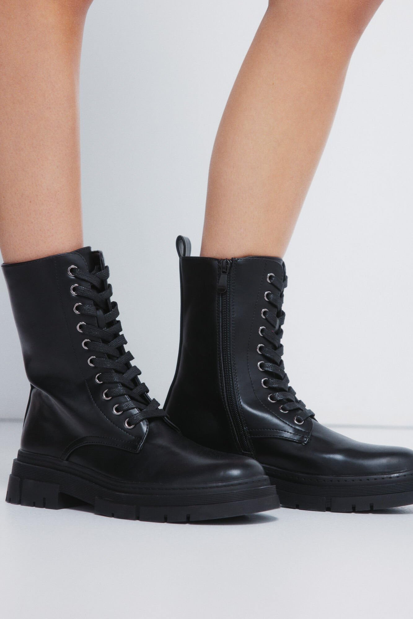 SPRINGFIELD Black PU Military Boot, Bota Militar Mujer