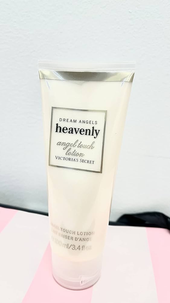 ☆Victoria's Secret☆ Dream Angels ポンポン付き Tバック 2枚 Victoria's Secret Dream Angels Demi Bra Thong 2 pcs Set