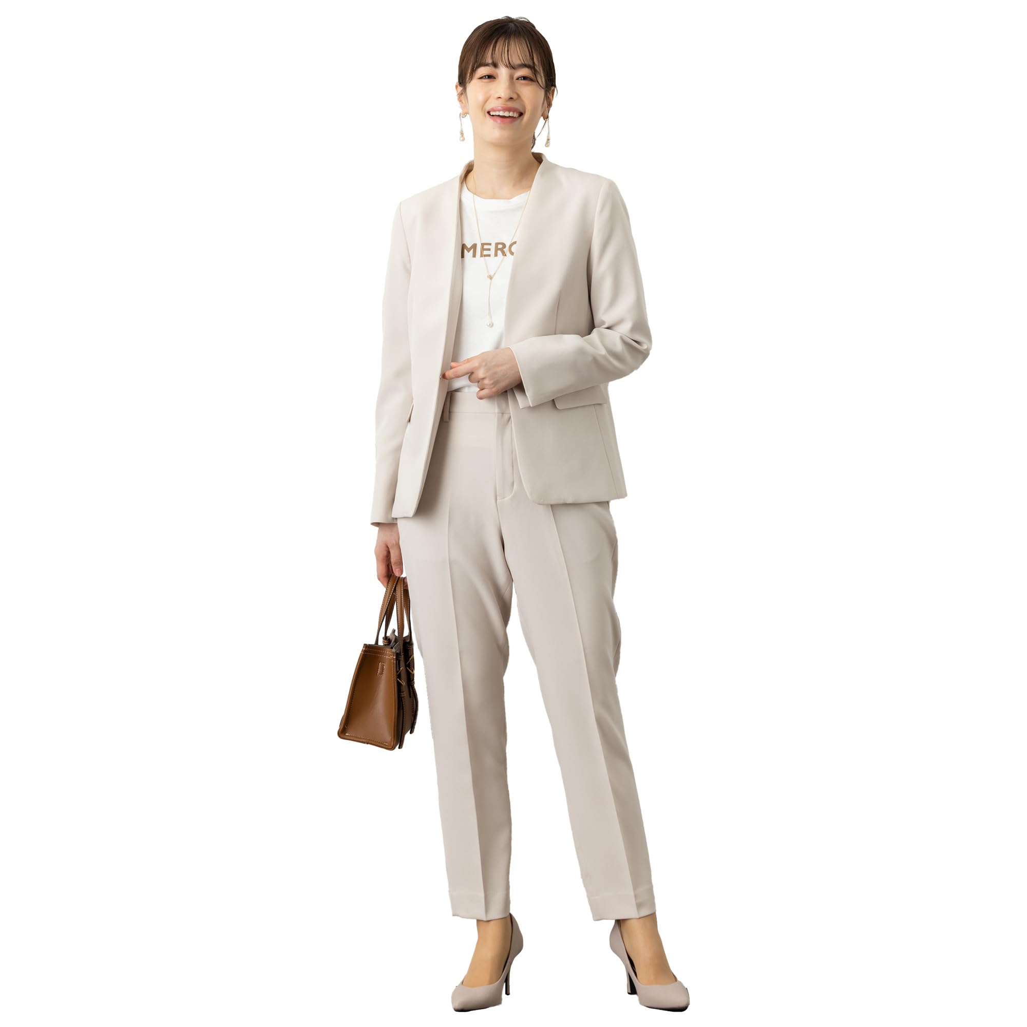 美品☆moca プラステ アーチーブス ノーカラー パンツスーツ セレモニー 美品☆moca プラステ アーチーブス ノーカラー パンツスーツ