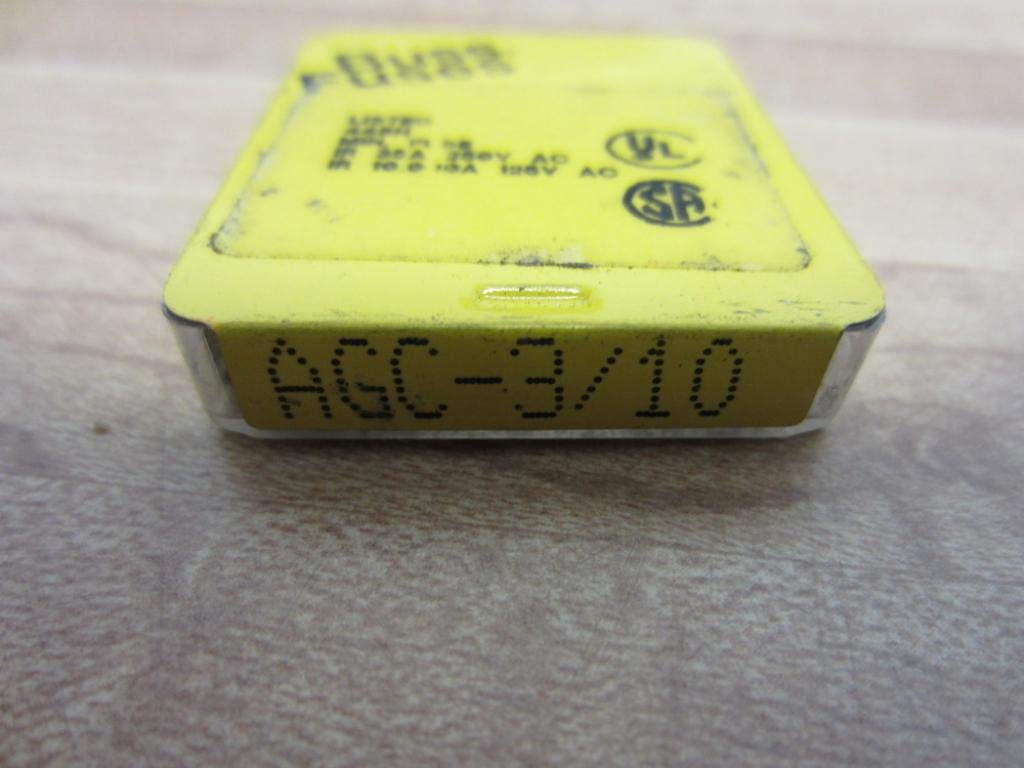 Bussmann agc-3/10 serie AGC Fuse, ad azione rapida, 3/10 AMP, 250 V, tubo di vetro, 1/10,2 cm x 1 – 1/10,2 cm (confezione da 5)