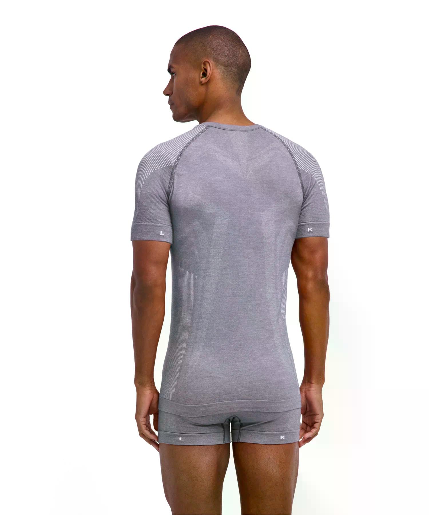 FALKE Herren Wool-Tech Light Funktionsshirt Kurzarmshirt atmungsaktive klimaregulierende geruchshemmende nachhaltige Wolle Funktionsmaterial warme und kalte Temperaturen Funktionsunterwäsche 1 Stück