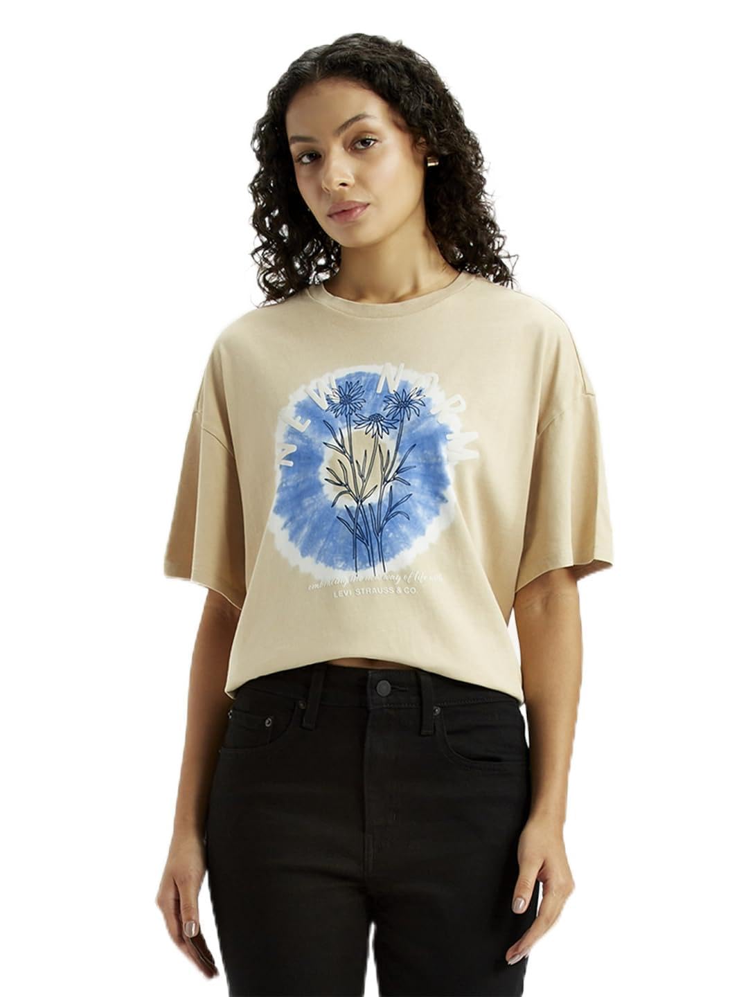 Levi's Women's Graphic Print Beige Relaxed Fit T-Shirt in beige