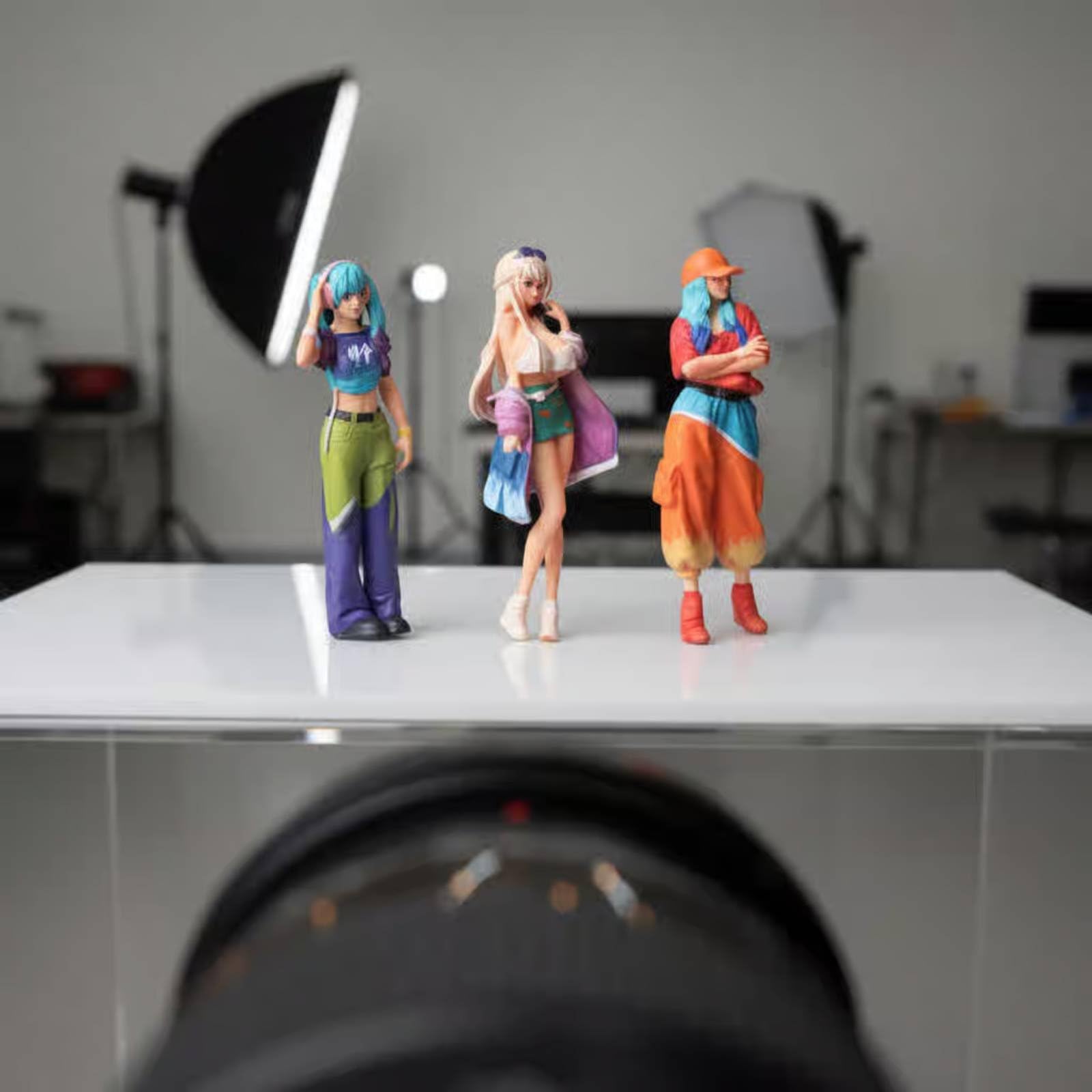 Figurina Fashion Resina Statuetta Miniatura Personaggio con Abbigliamento Moderno E Postura Dinamica per Costruzione di Scene Esposizione di Modelli, Mo223061
